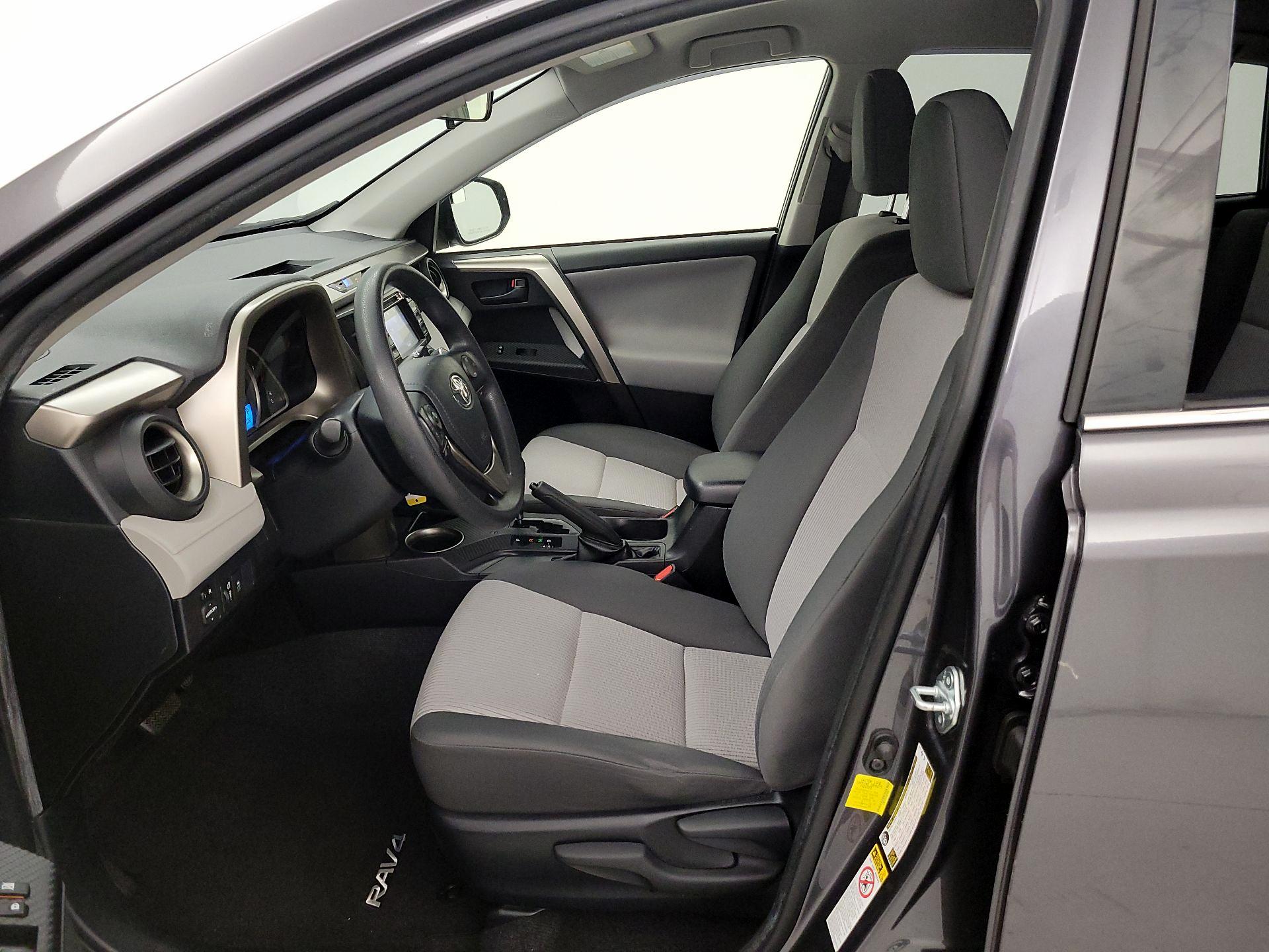 Thumbnail: 2014 Toyota RAV4 - 11