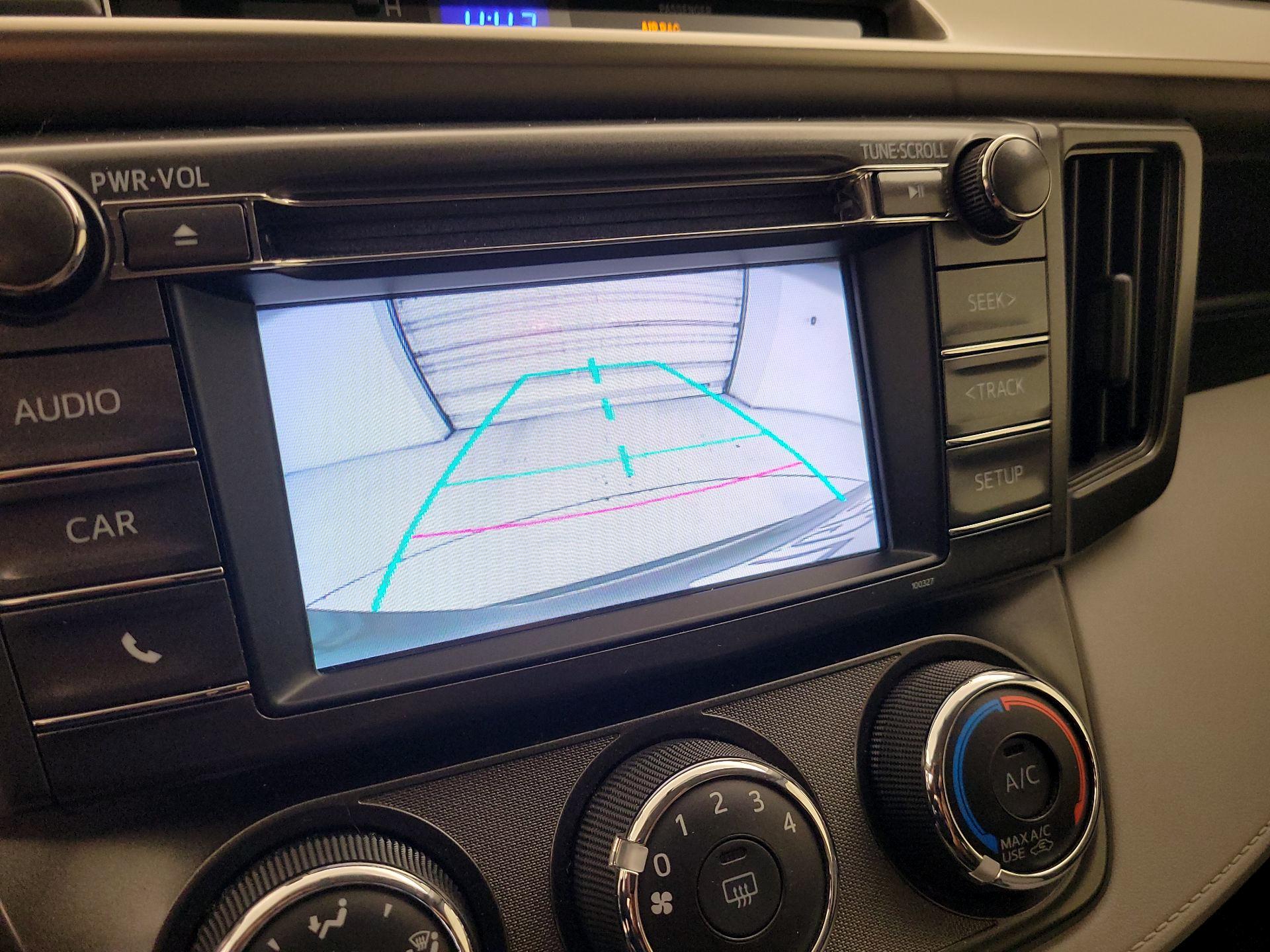 Thumbnail: 2014 Toyota RAV4 - 14