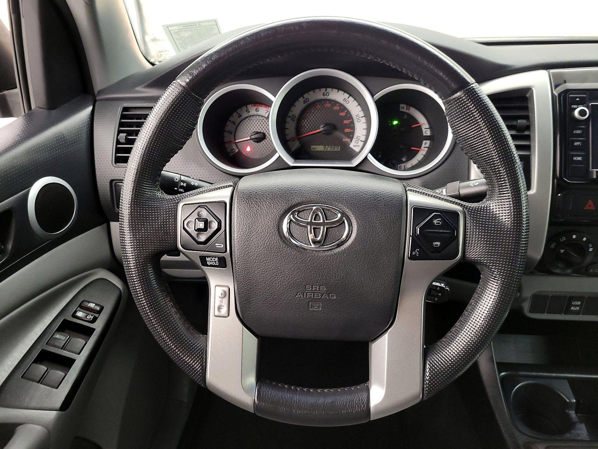 Thumbnail: 2014 Toyota Tacoma - 10