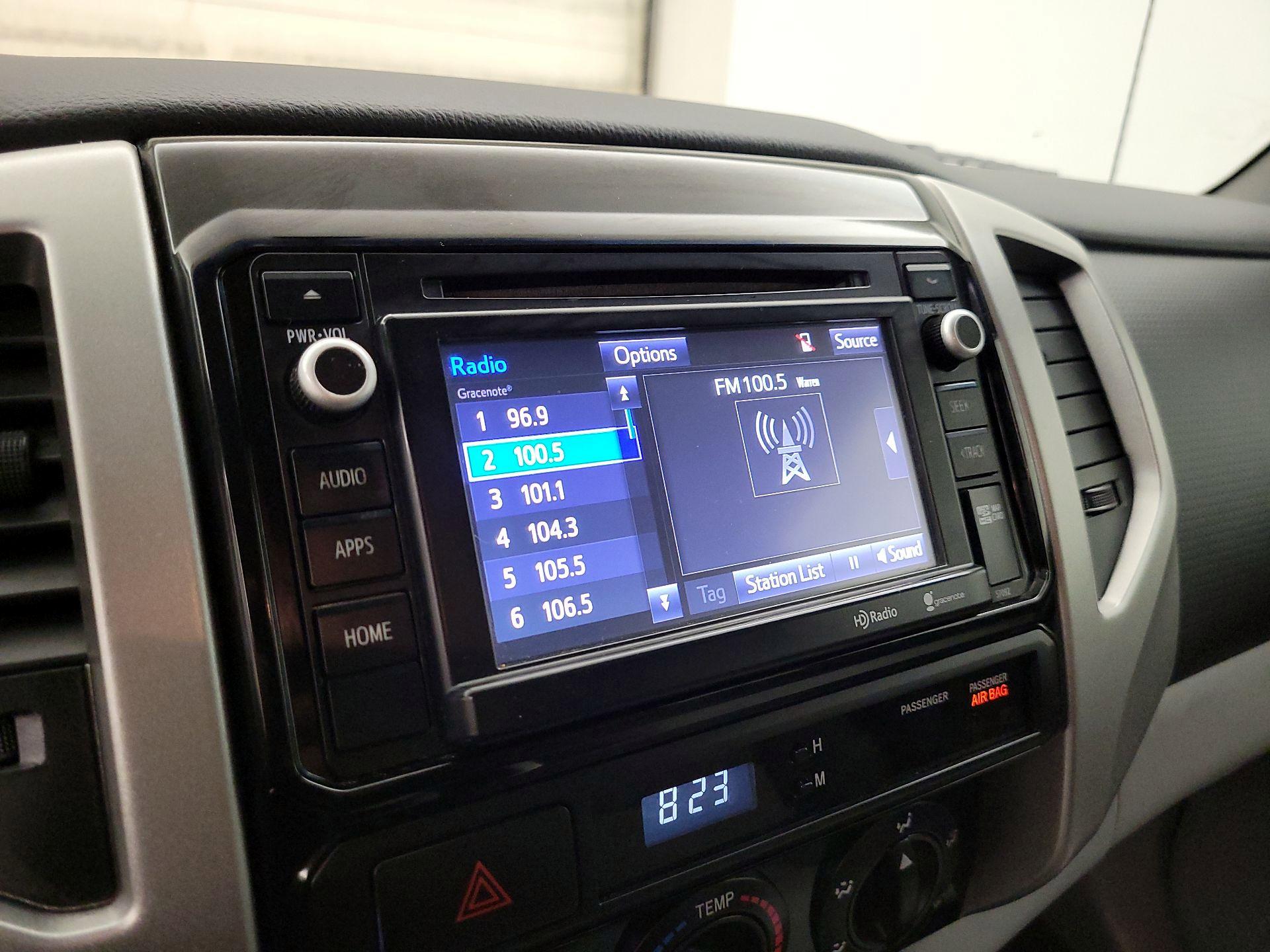 Thumbnail: 2014 Toyota Tacoma - 15