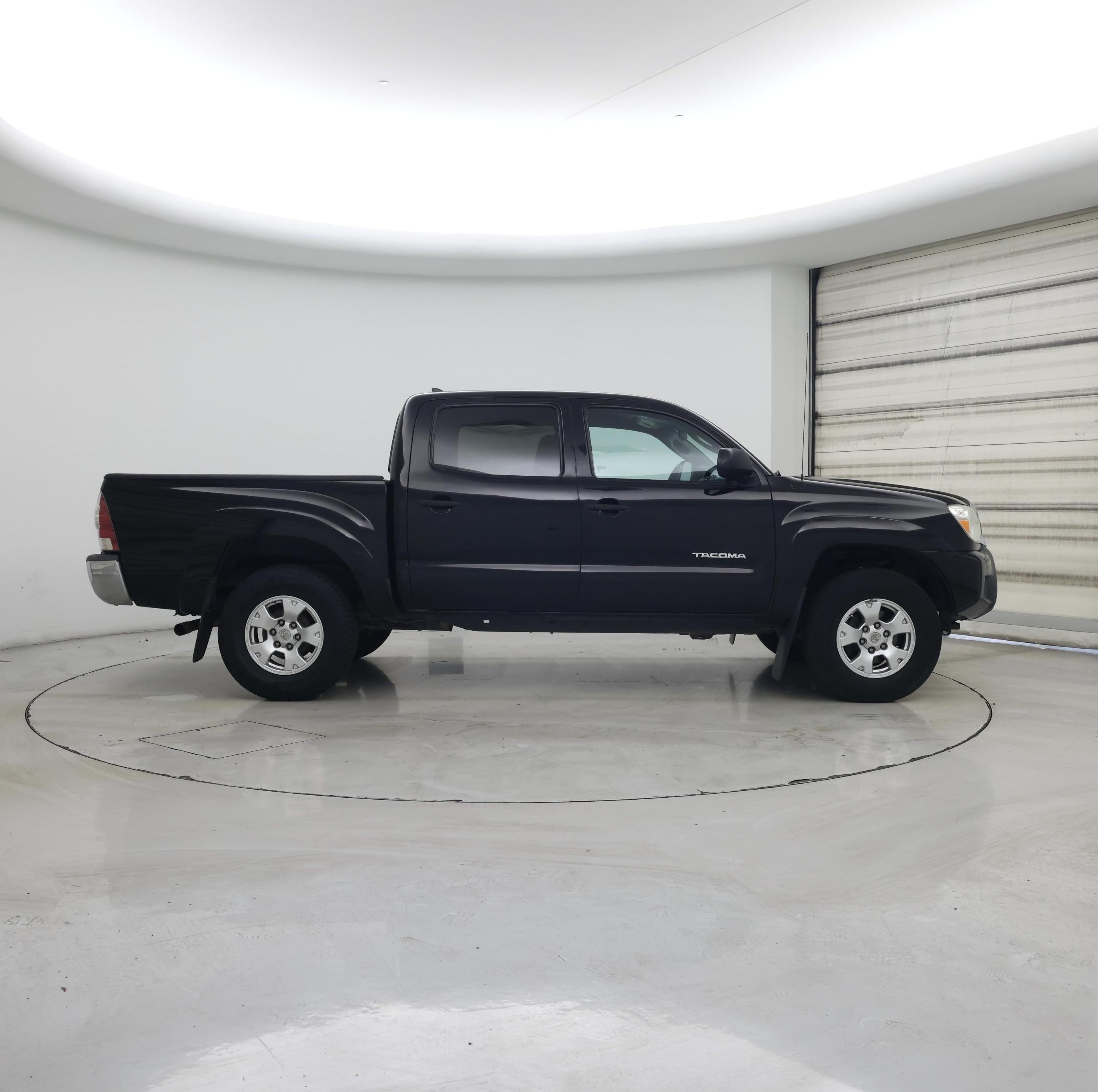 Thumbnail: 2014 Toyota Tacoma - 7