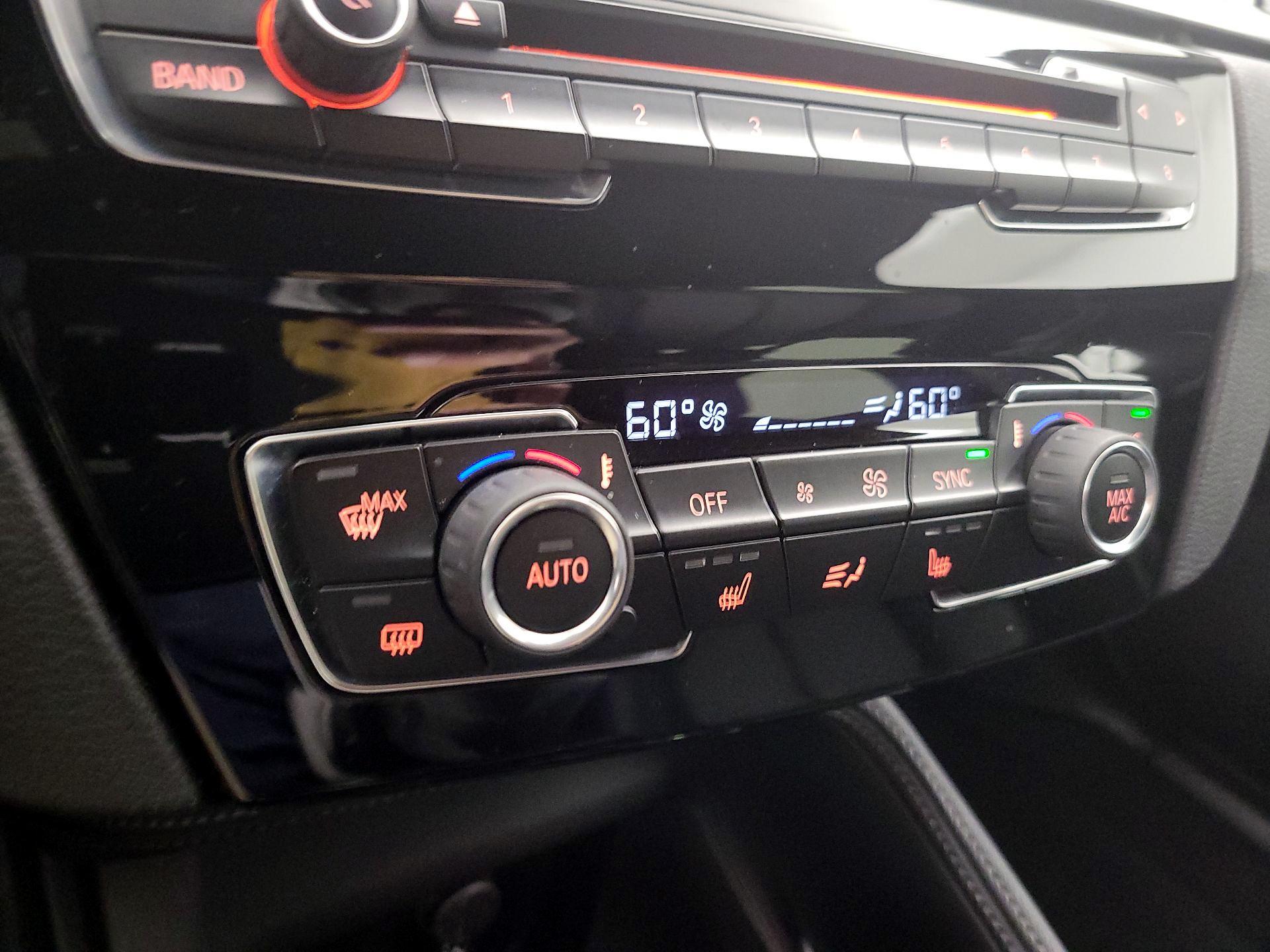Thumbnail: 2019 BMW X1 - 16