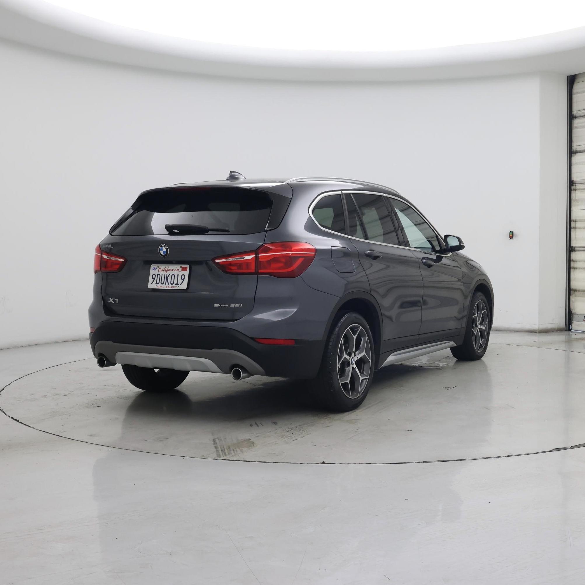 Thumbnail: 2019 BMW X1 - 8