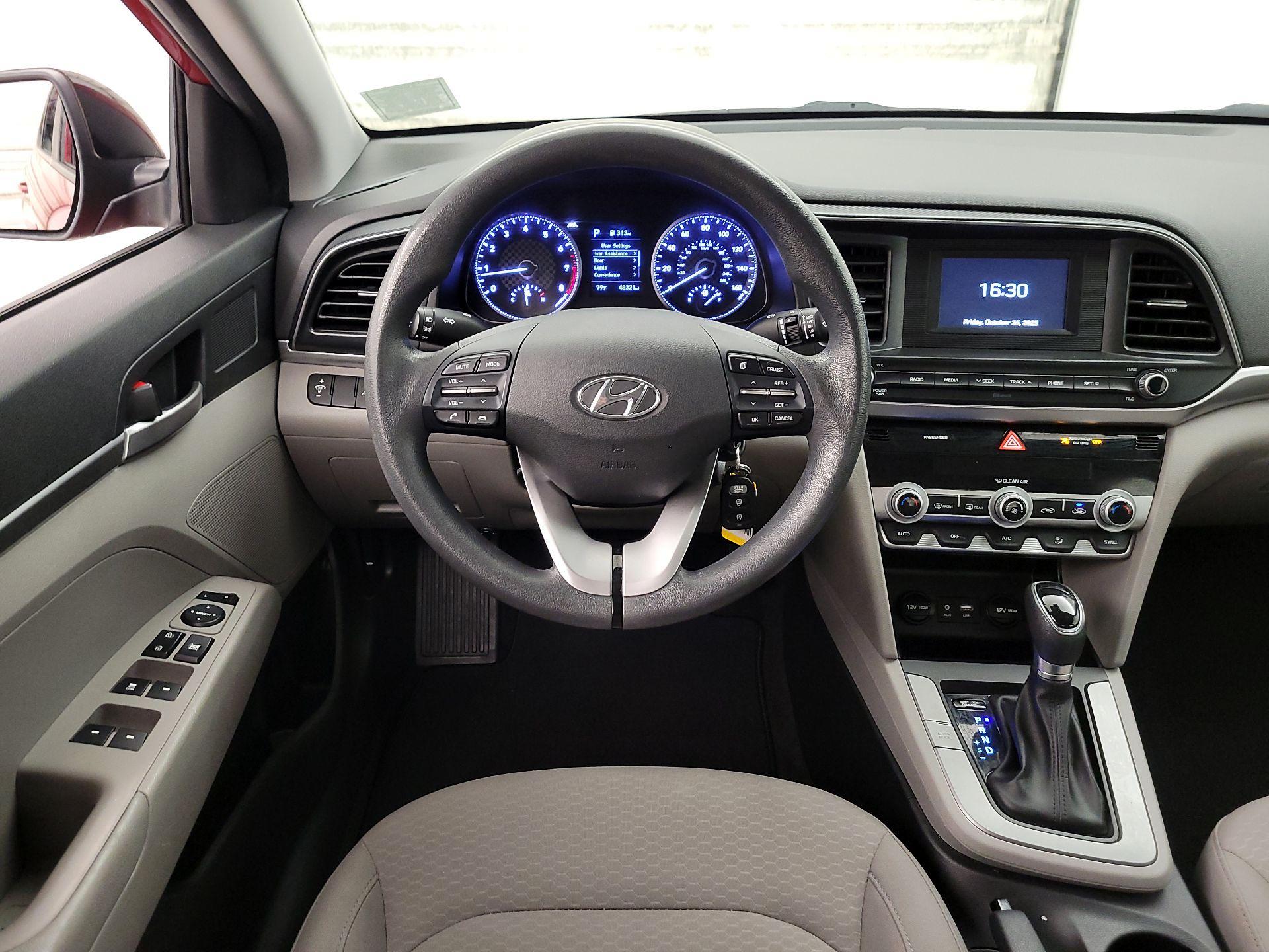 Thumbnail: 2020 Hyundai Elantra - 10