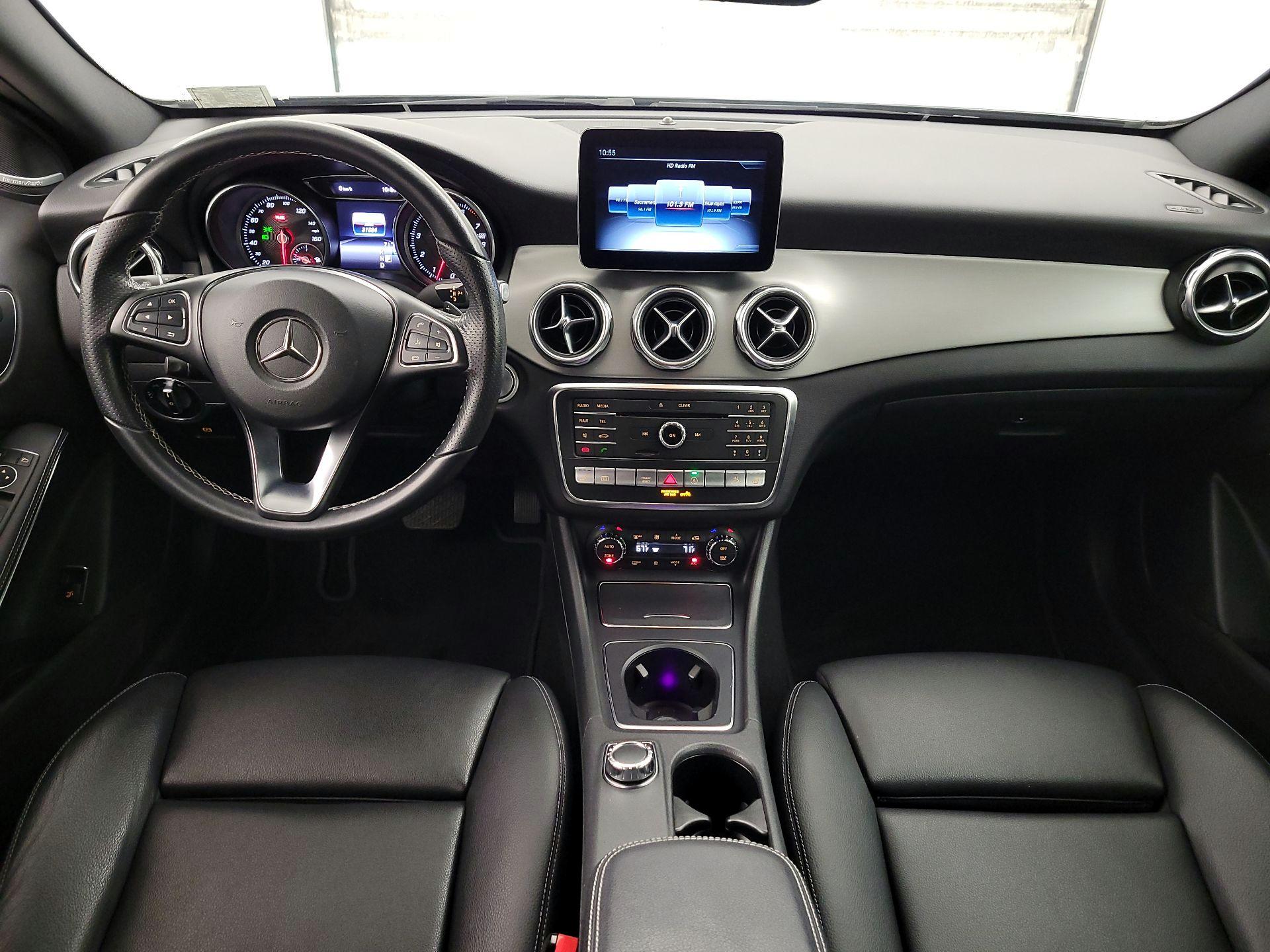 Thumbnail: 2018 Mercedes-Benz GLA - 9