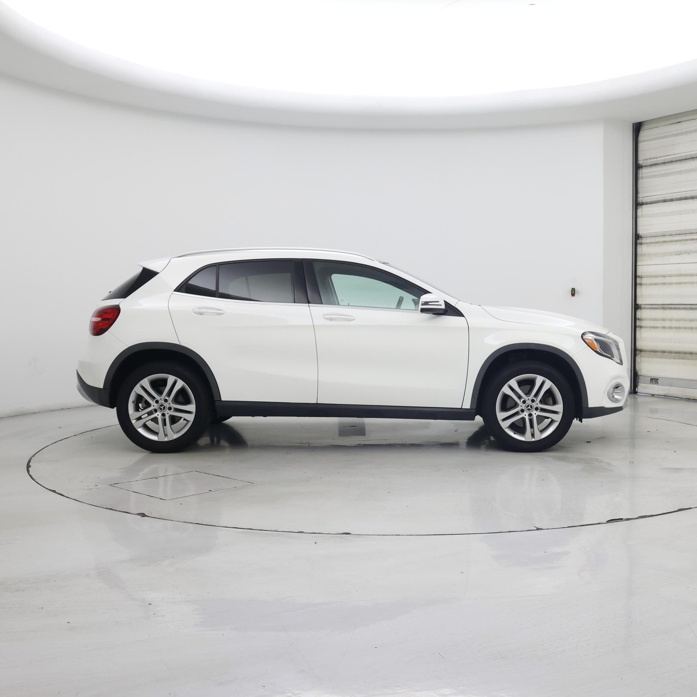 Thumbnail: 2018 Mercedes-Benz GLA - 7