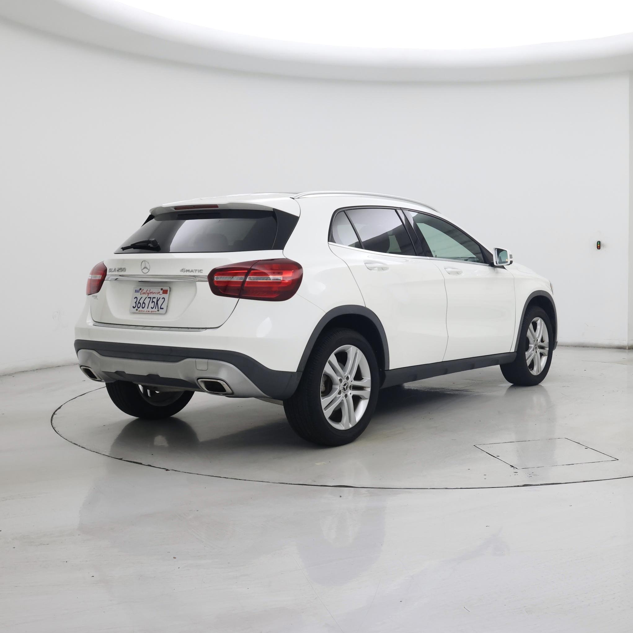Thumbnail: 2018 Mercedes-Benz GLA - 8