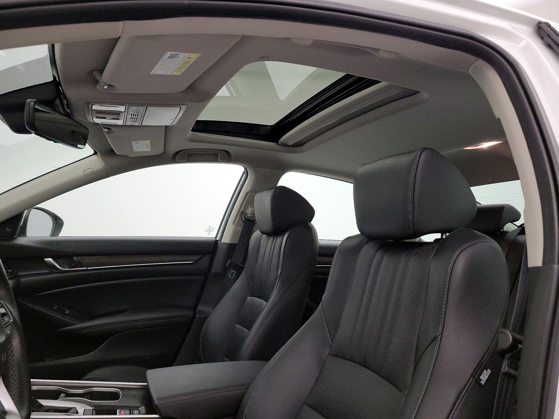 Thumbnail: 2019 Honda Accord - 19