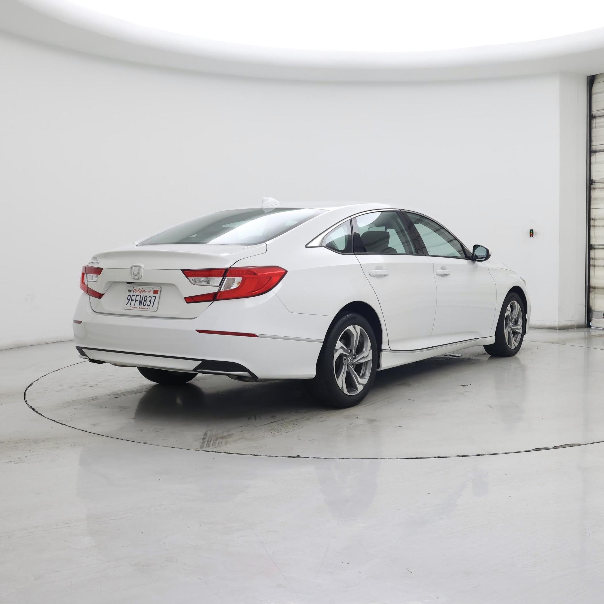 Thumbnail: 2019 Honda Accord - 8