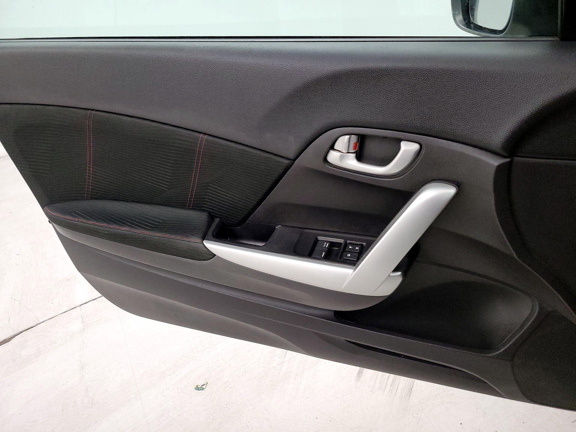 Thumbnail: 2015 Honda Civic - 12
