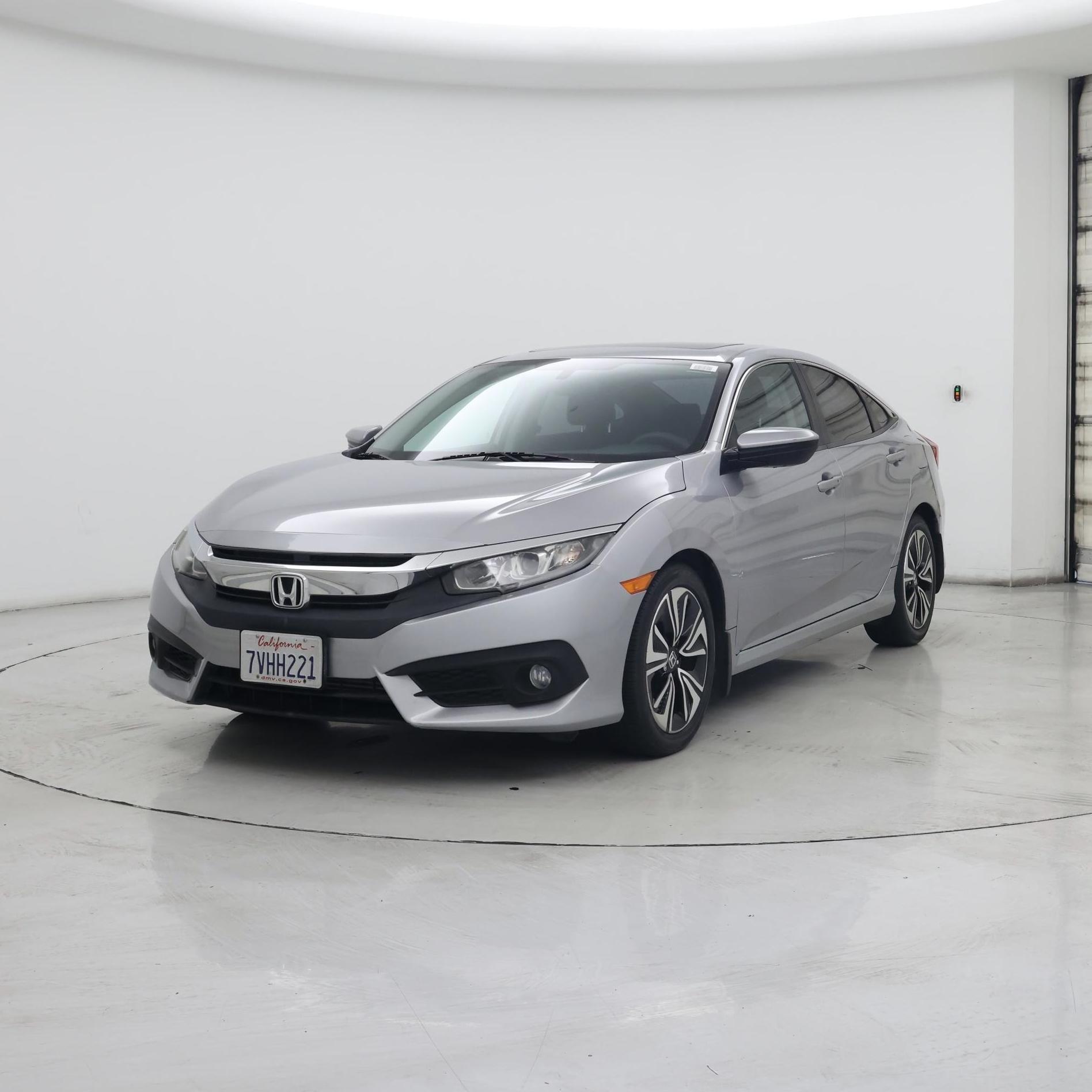 Thumbnail: 2016 Honda Civic - 4