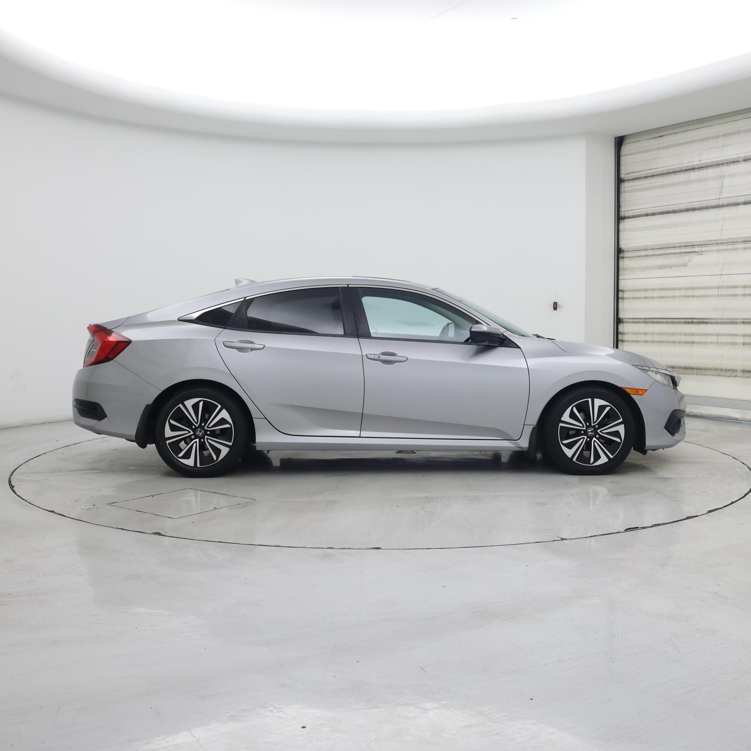 Thumbnail: 2016 Honda Civic - 7