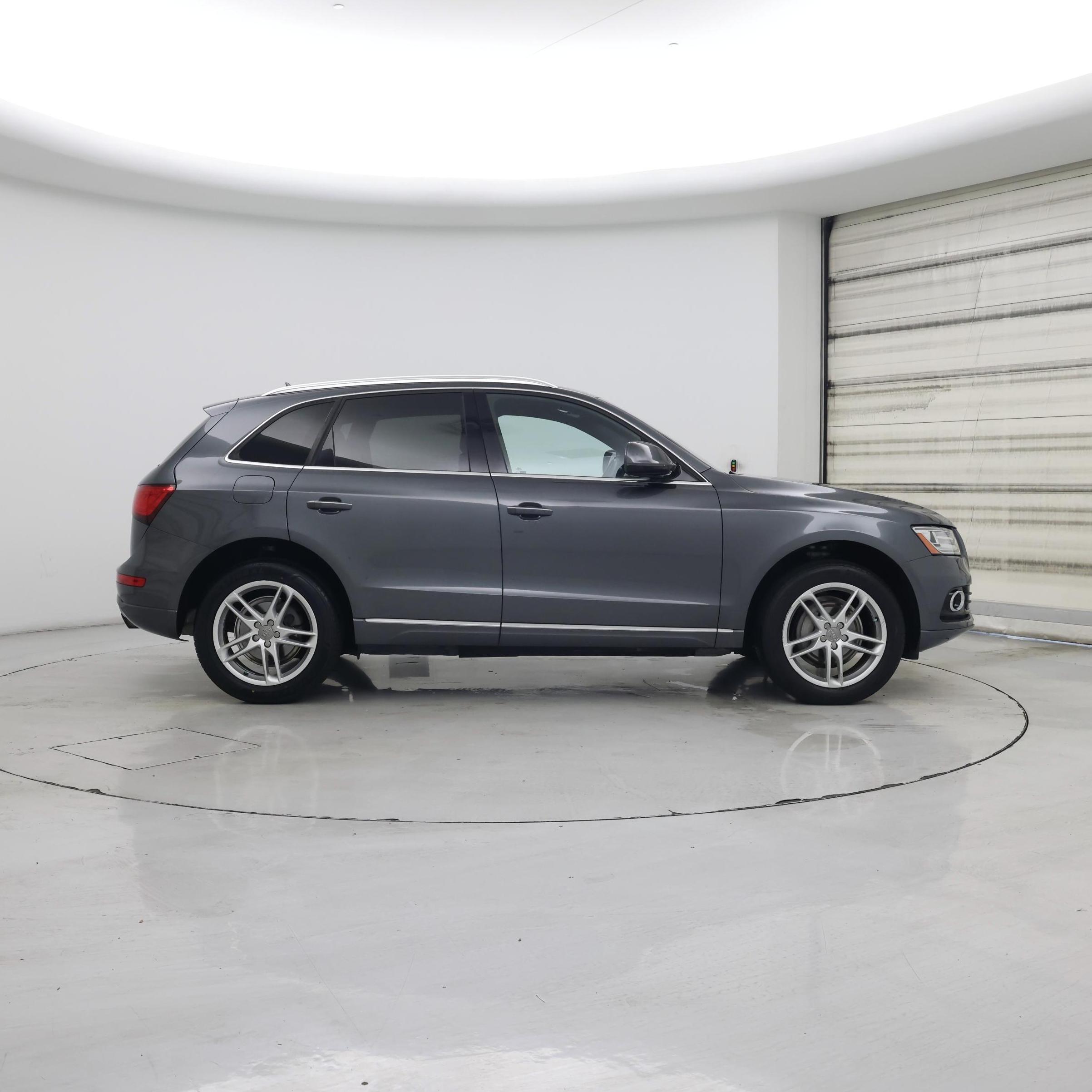 Thumbnail: 2017 Audi Q5 - 7