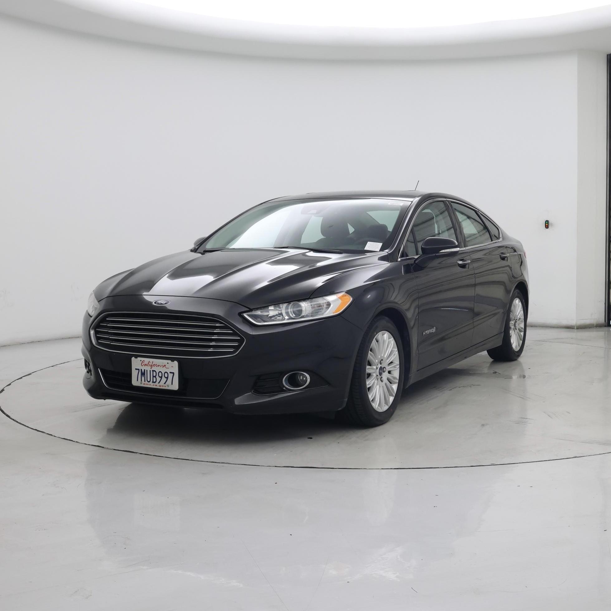 Thumbnail: 2015 Ford Fusion - 4