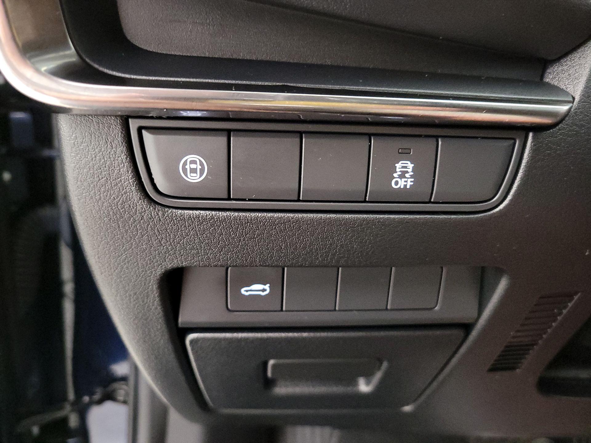 Thumbnail: 2019 Mazda Mazda3 - 13