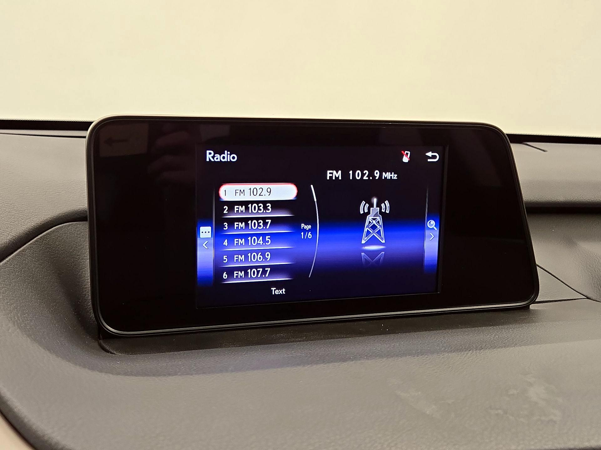 Thumbnail: 2018 Lexus RX - 15