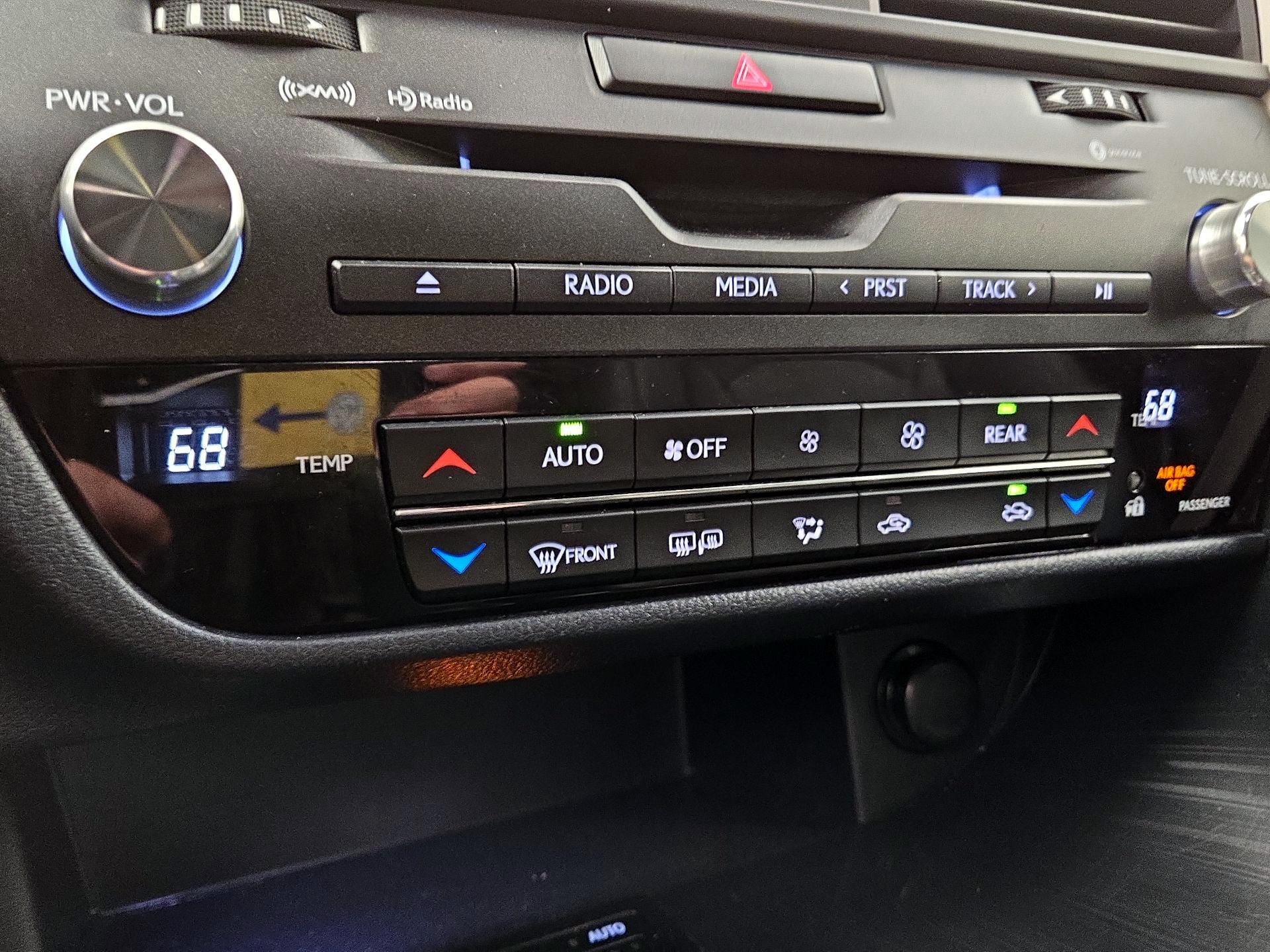 Thumbnail: 2018 Lexus RX - 16