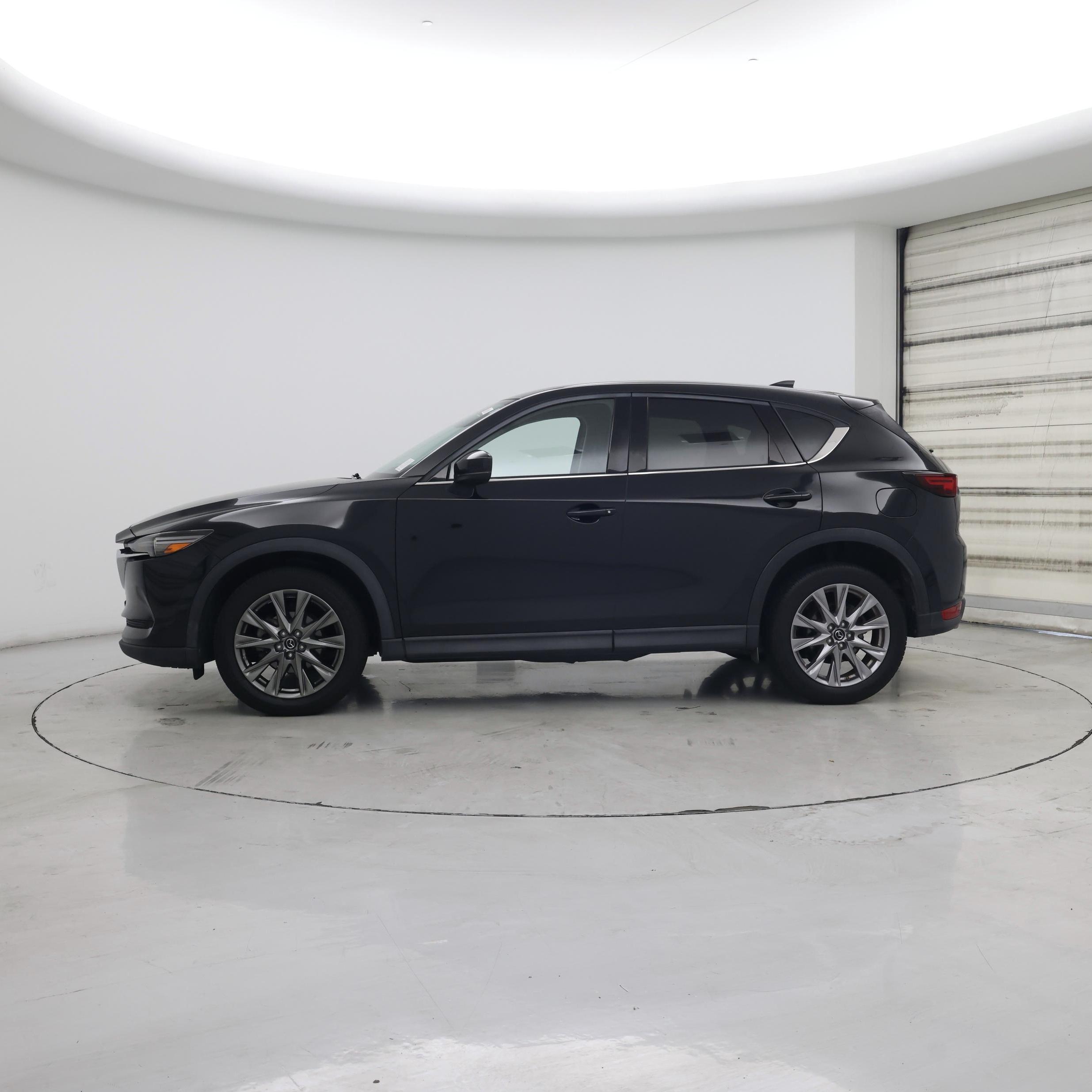 Thumbnail: 2020 Mazda CX-5 - 3