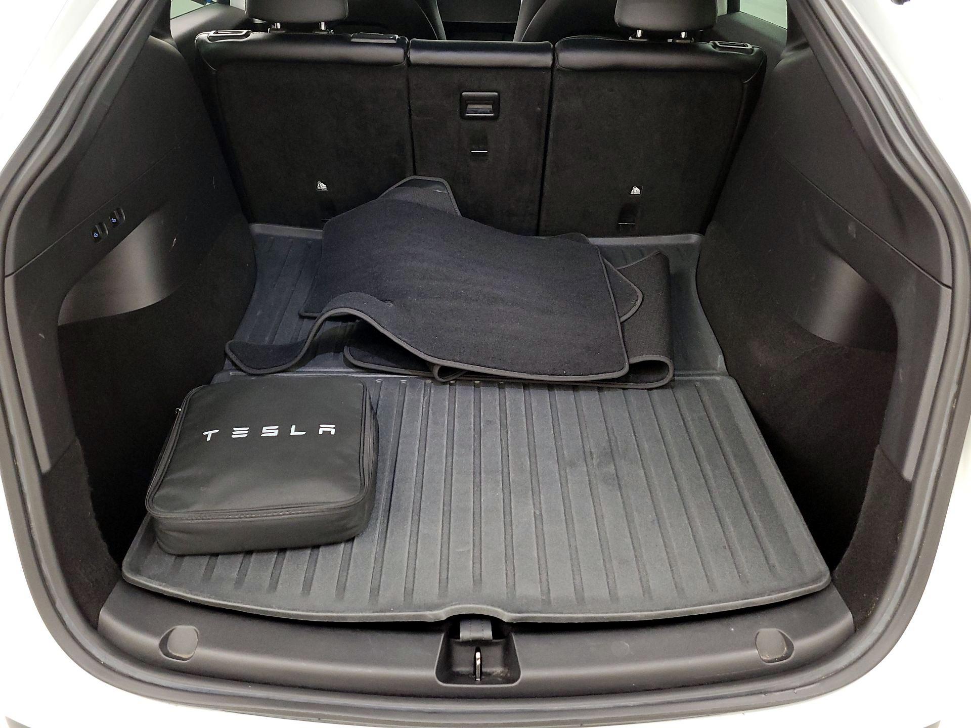 Thumbnail: 2022 Tesla Model Y - 20