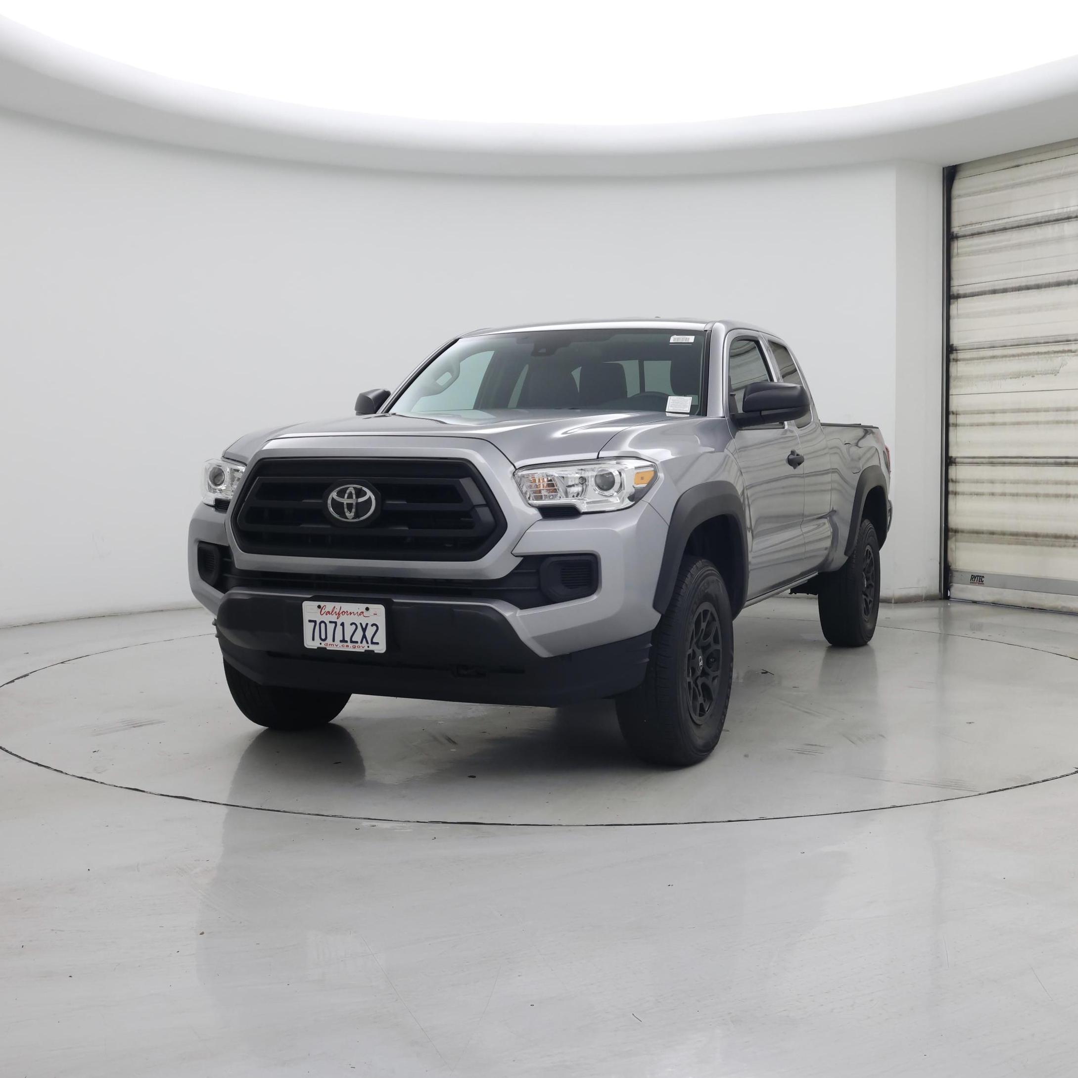 Thumbnail: 2020 Toyota Tacoma - 4