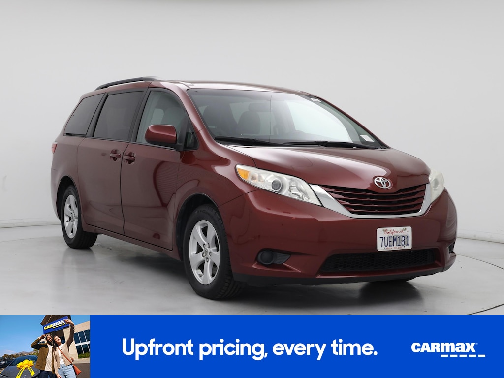 2017 Toyota Sienna LE