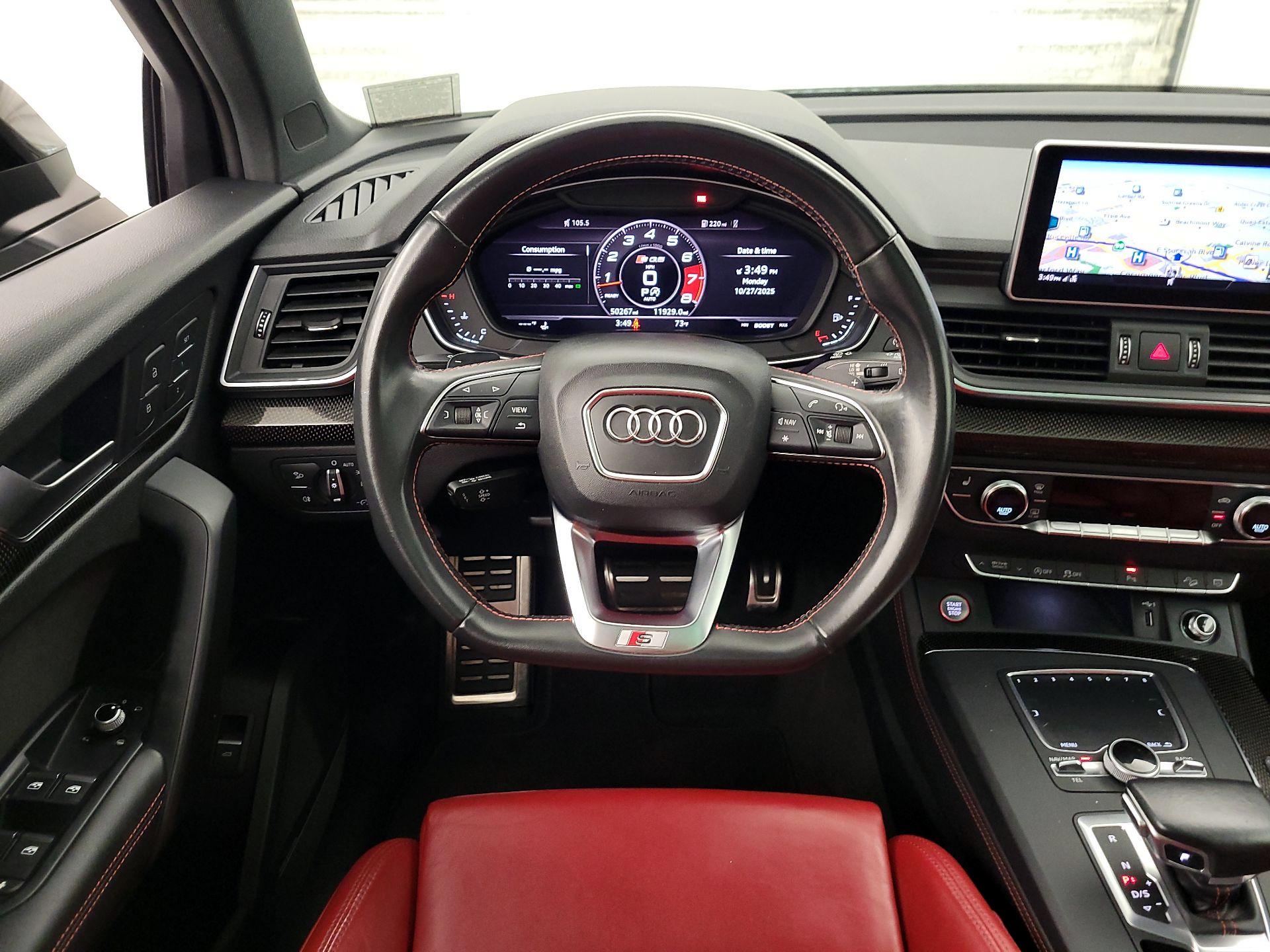 Thumbnail: 2019 Audi SQ5 - 10