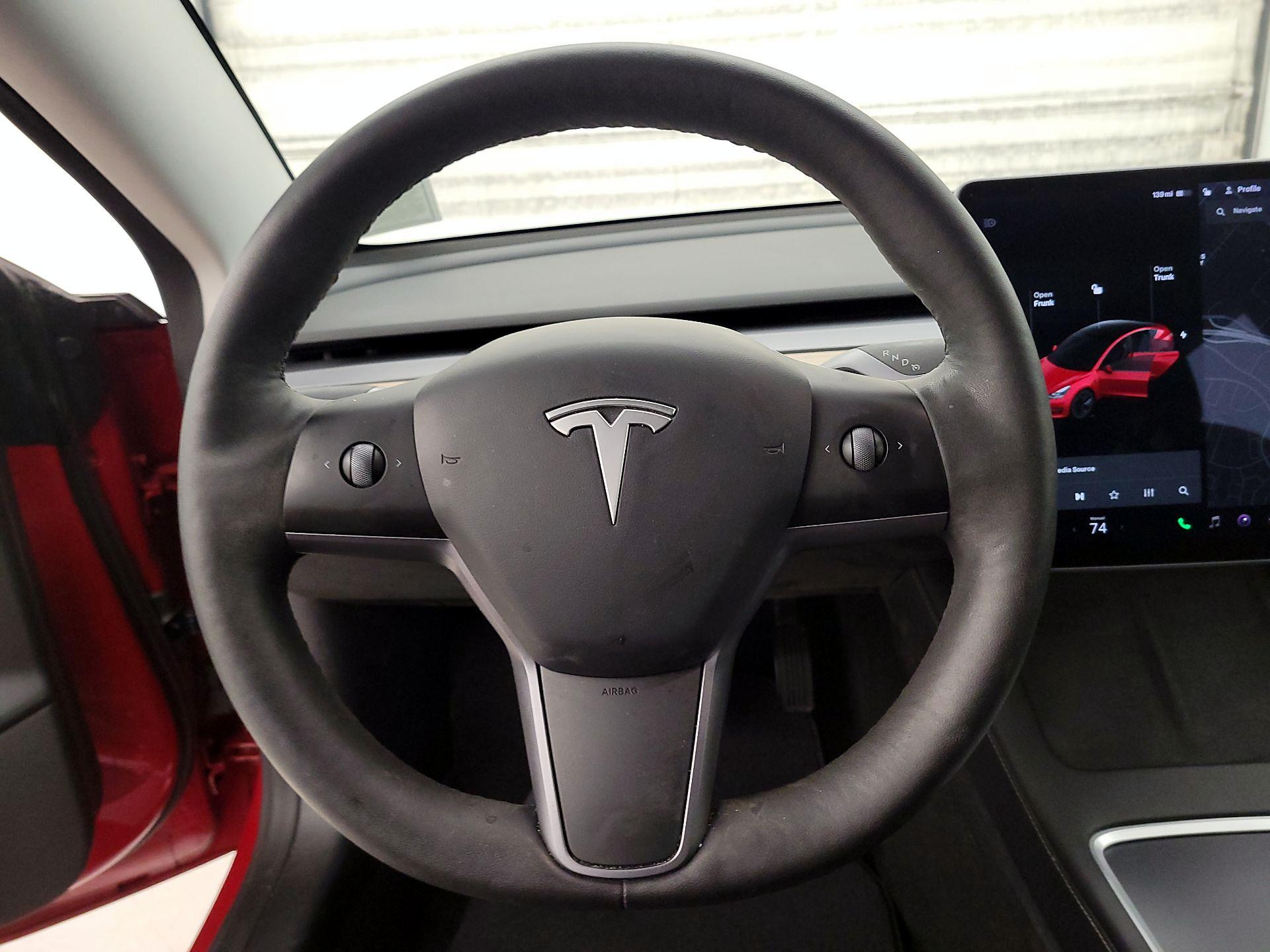 Thumbnail: 2021 Tesla Model 3 - 10