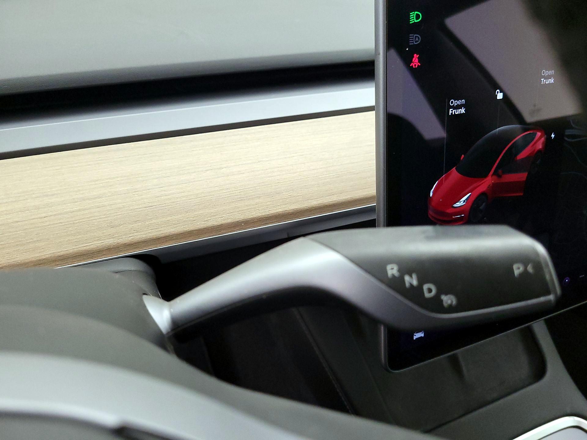 Thumbnail: 2021 Tesla Model 3 - 16