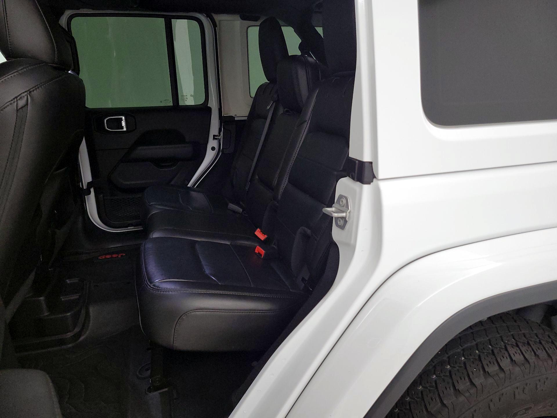 Thumbnail: 2021 Jeep Wrangler - 20