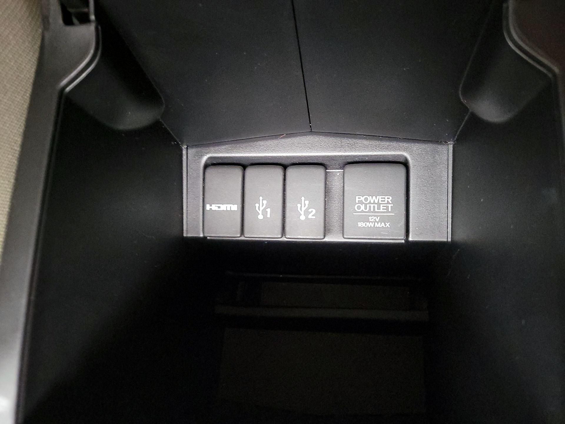 Thumbnail: 2016 Honda CR-V - 18