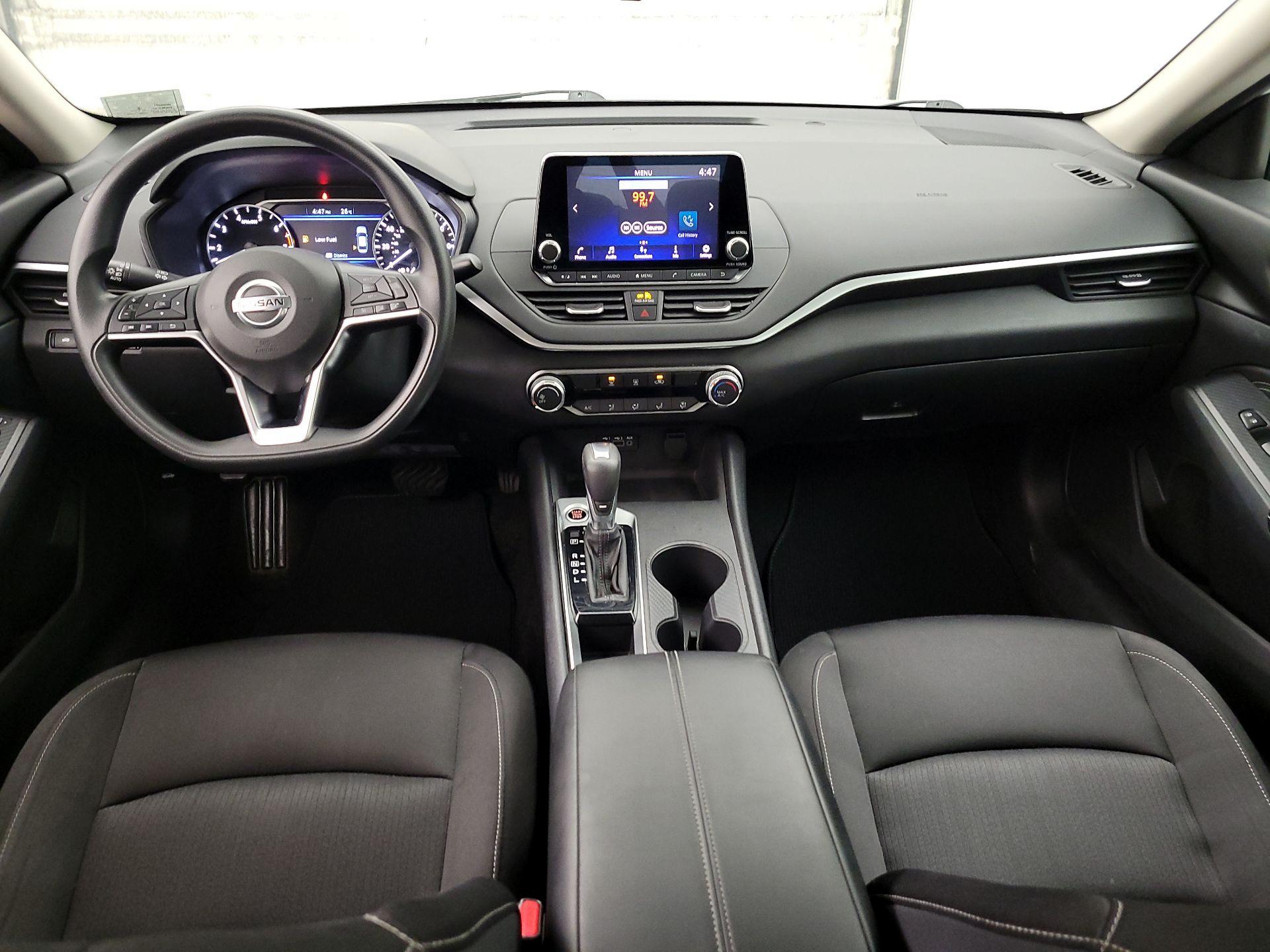 Thumbnail: 2019 Nissan Altima - 9