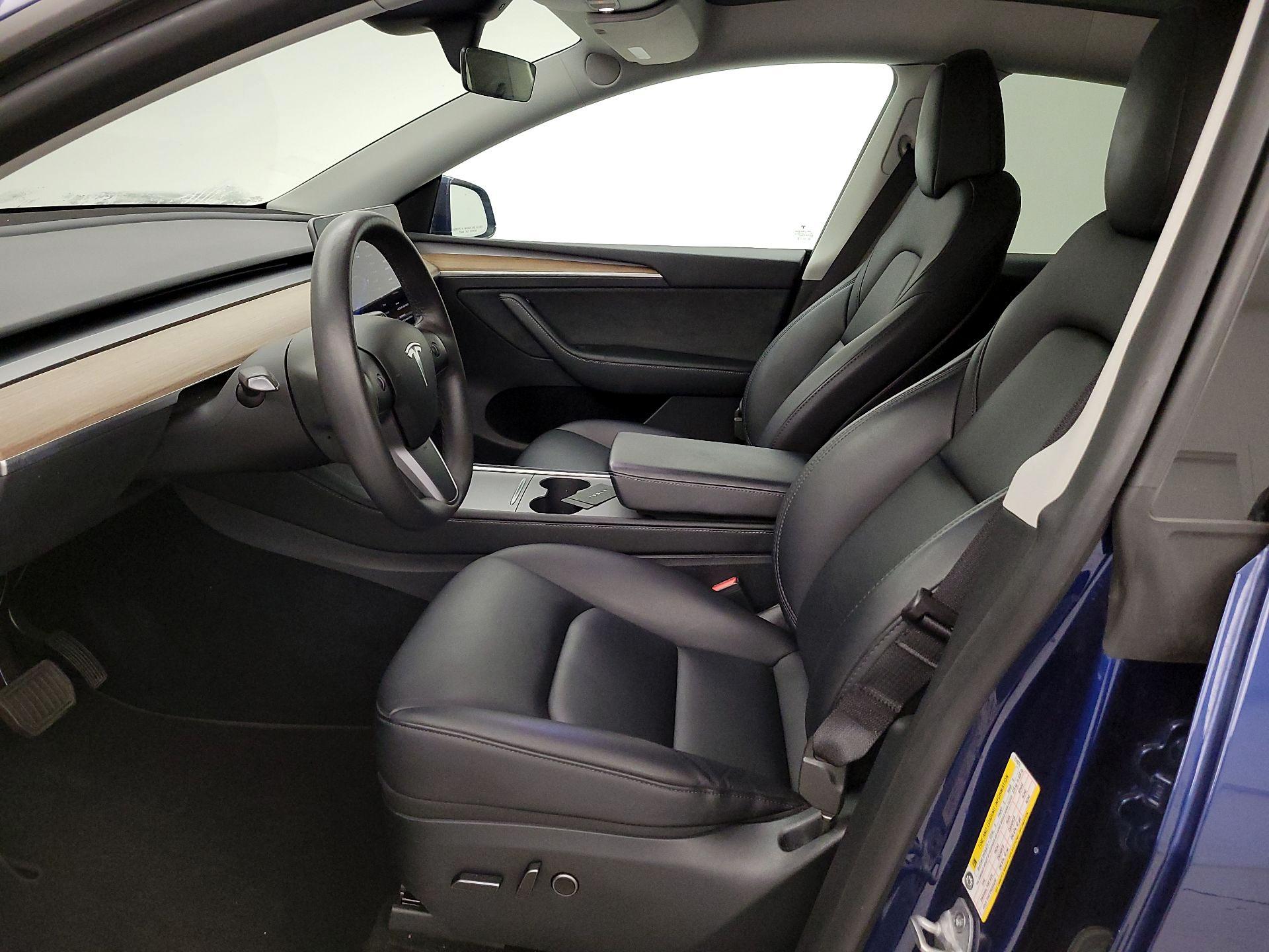 Thumbnail: 2023 Tesla Model Y - 11