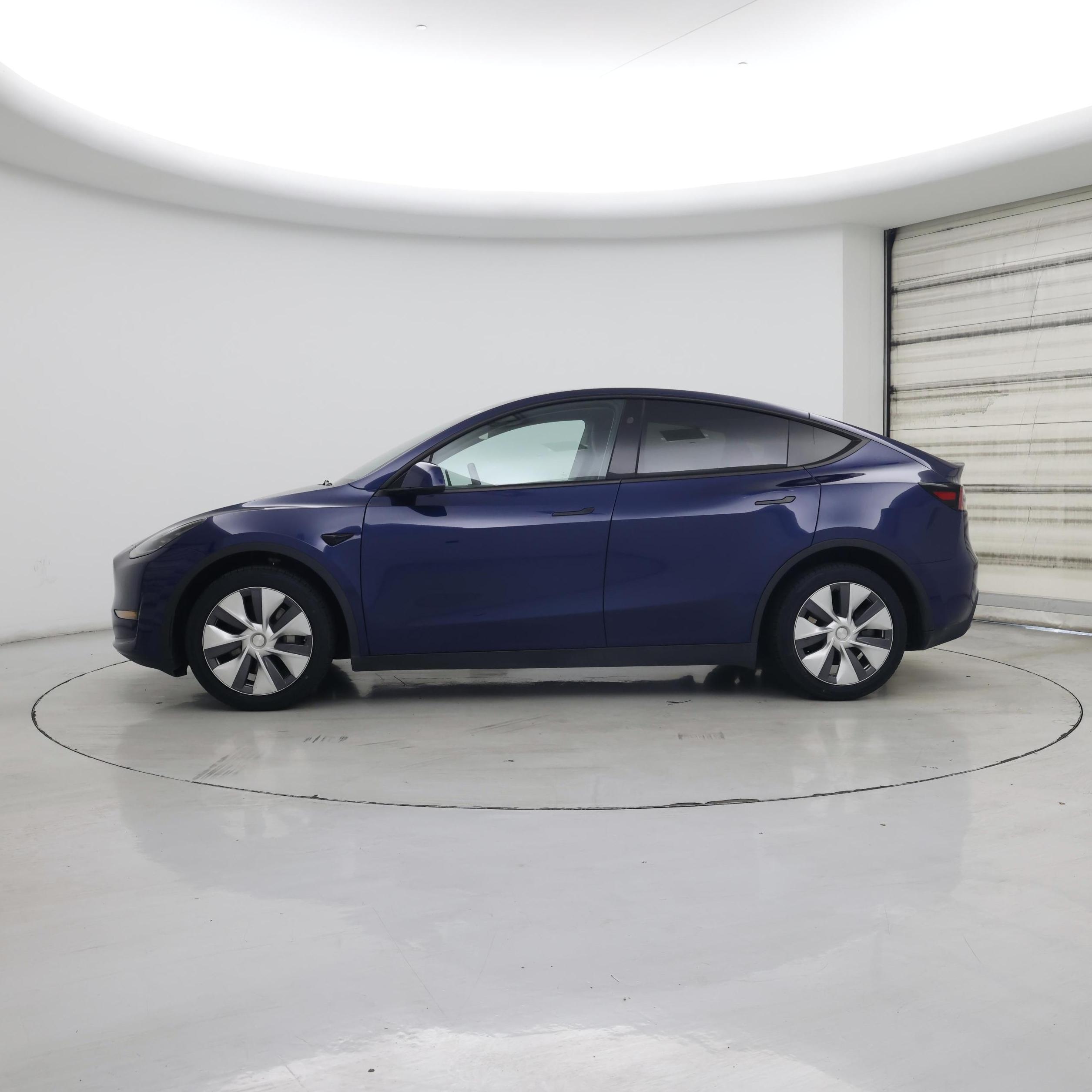 Thumbnail: 2023 Tesla Model Y - 3