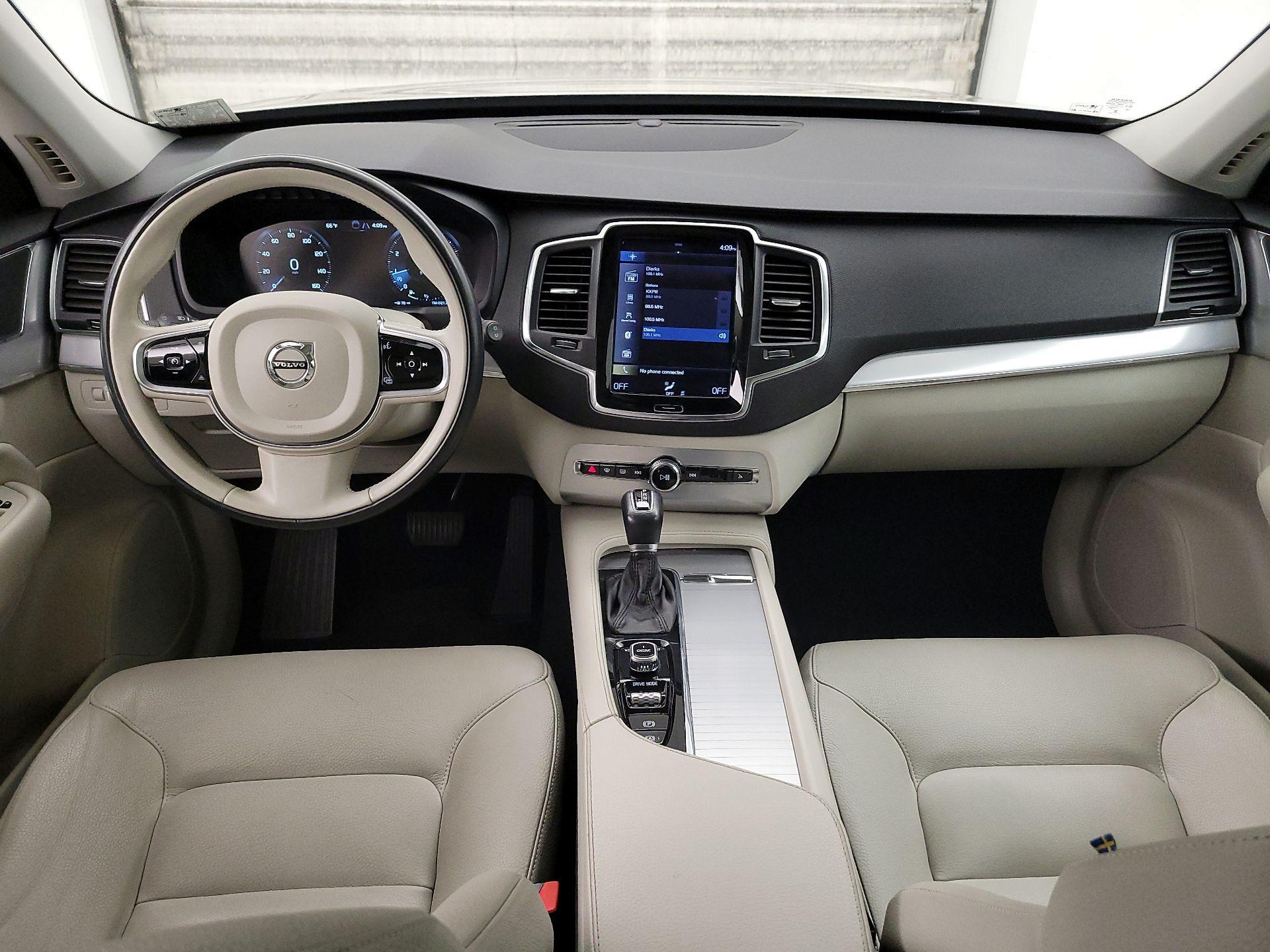 Thumbnail: 2016 Volvo XC90 - 9