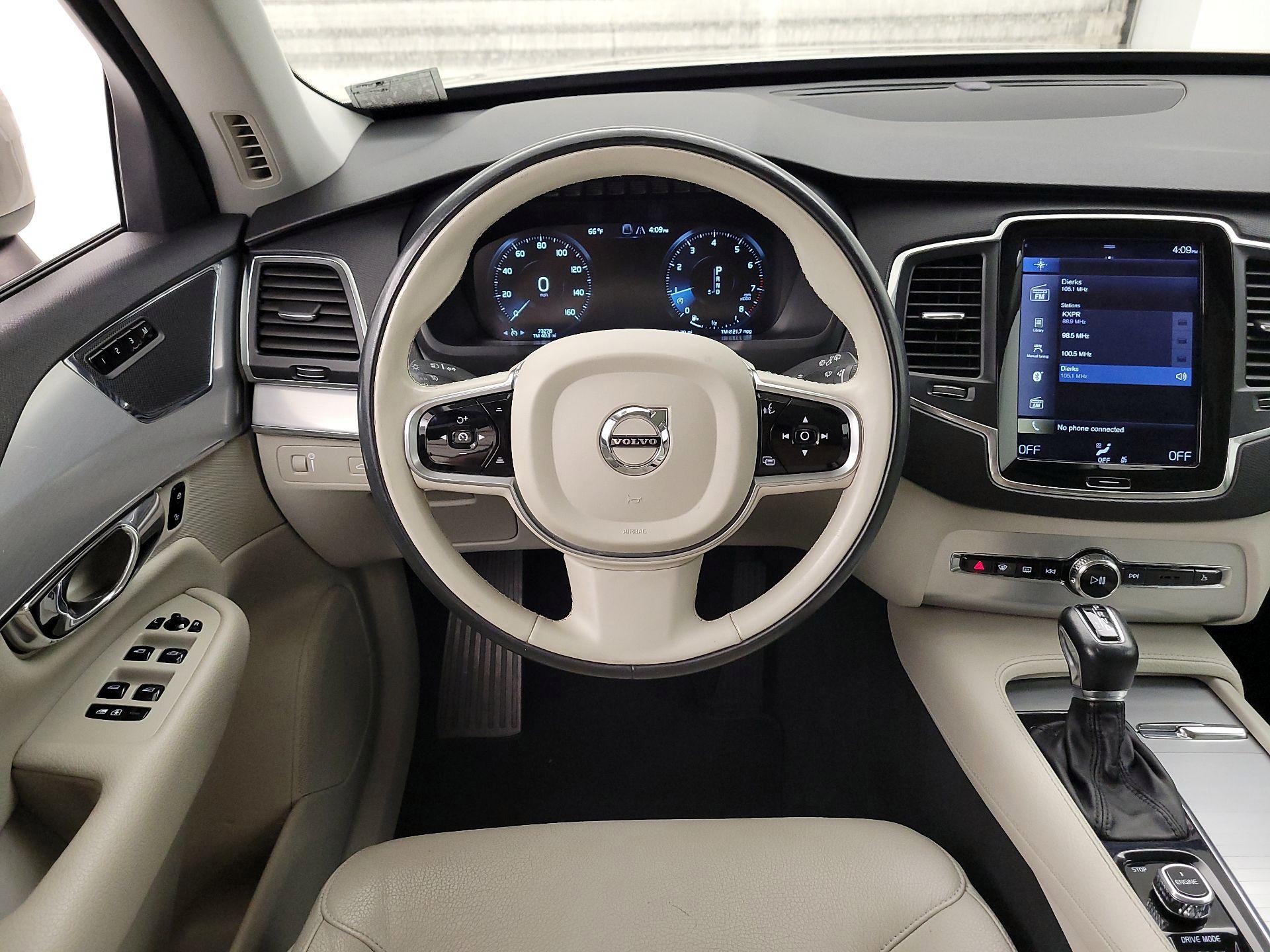 Thumbnail: 2016 Volvo XC90 - 10