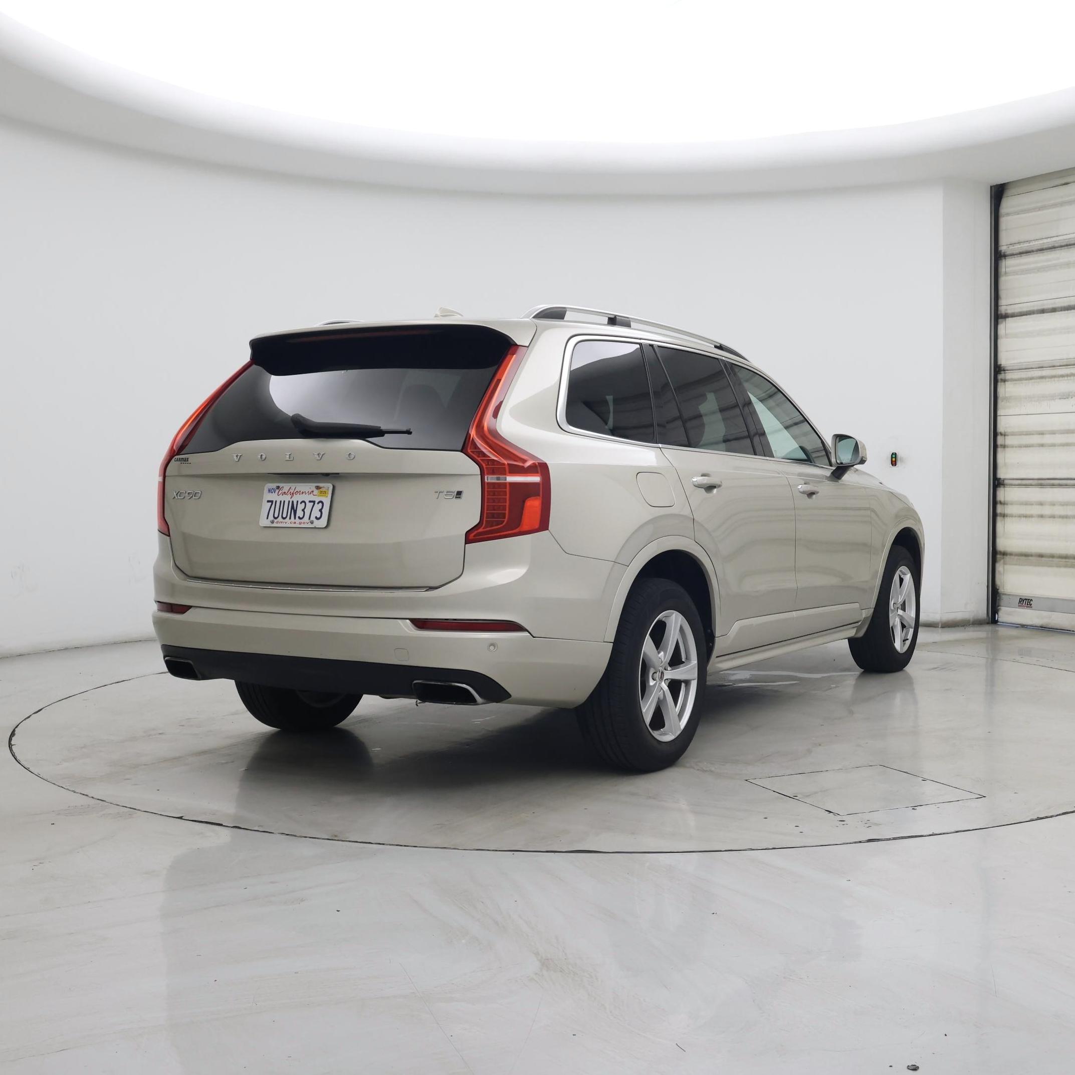 Thumbnail: 2016 Volvo XC90 - 8