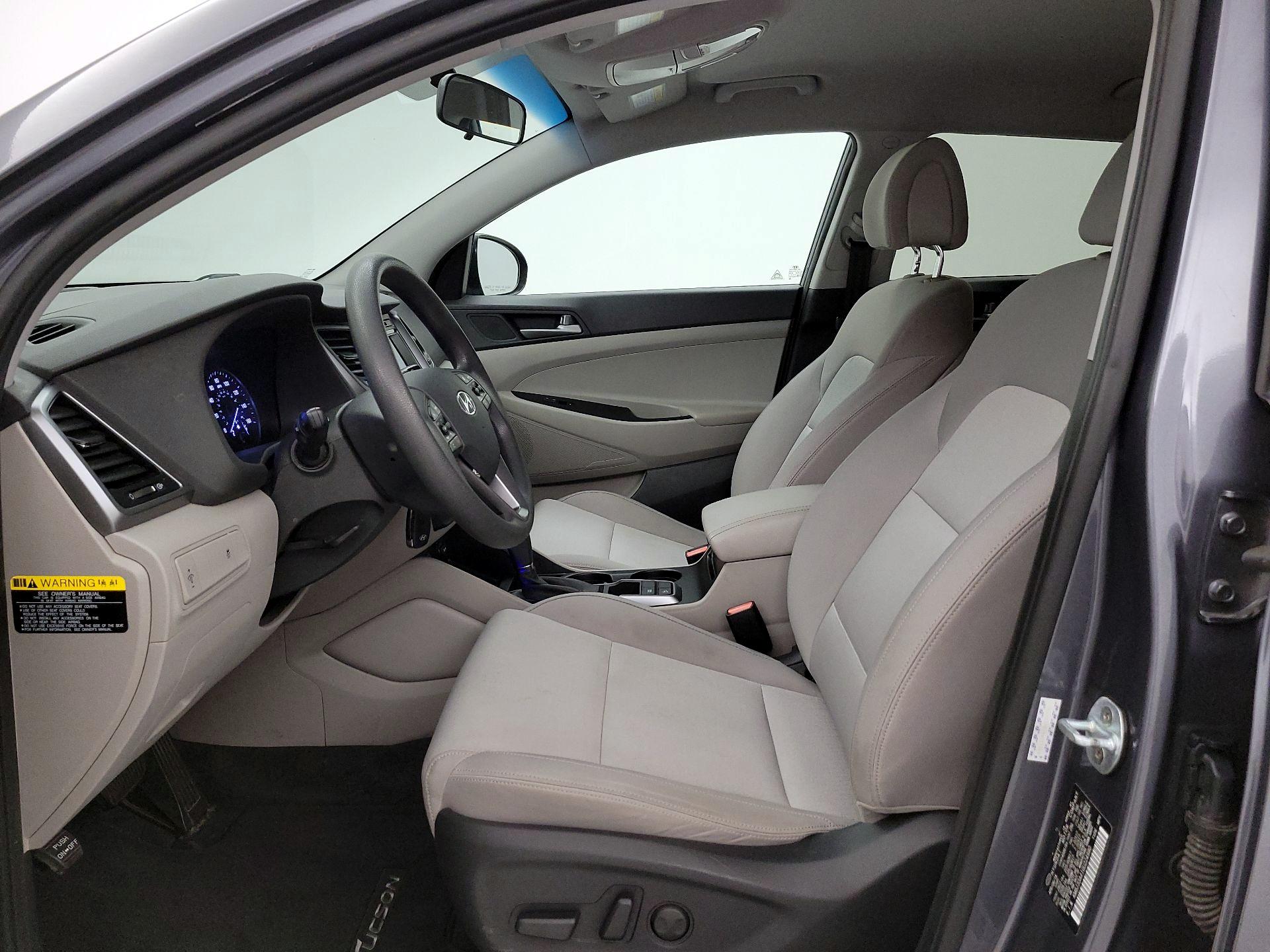 Thumbnail: 2016 Hyundai Tucson - 11