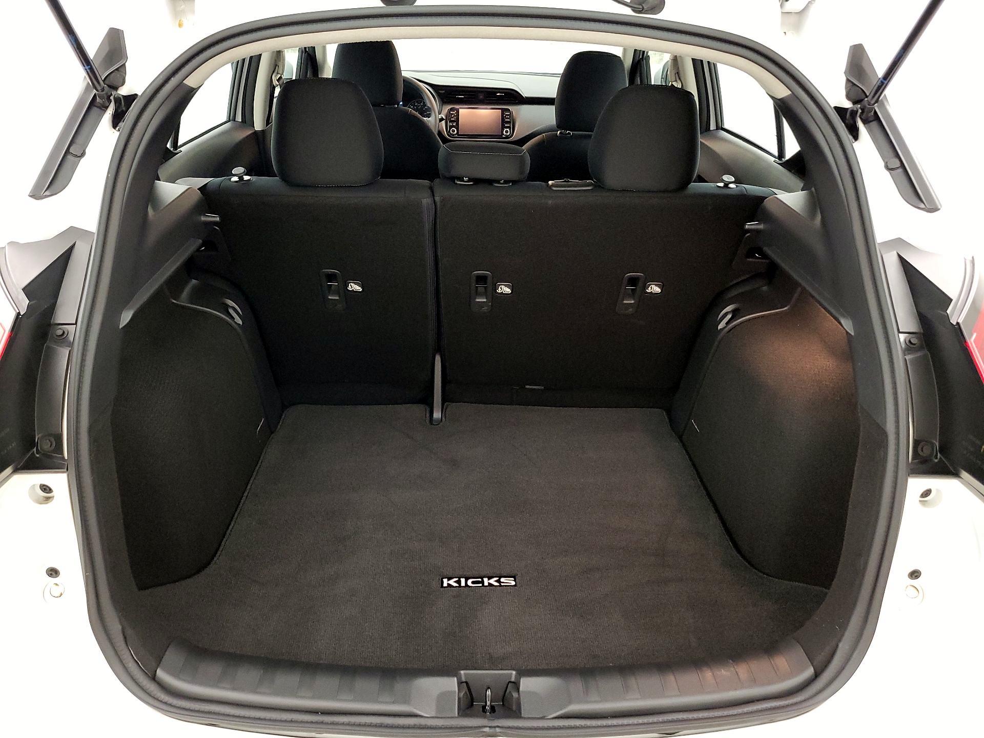 Thumbnail: 2024 Nissan Kicks - 19