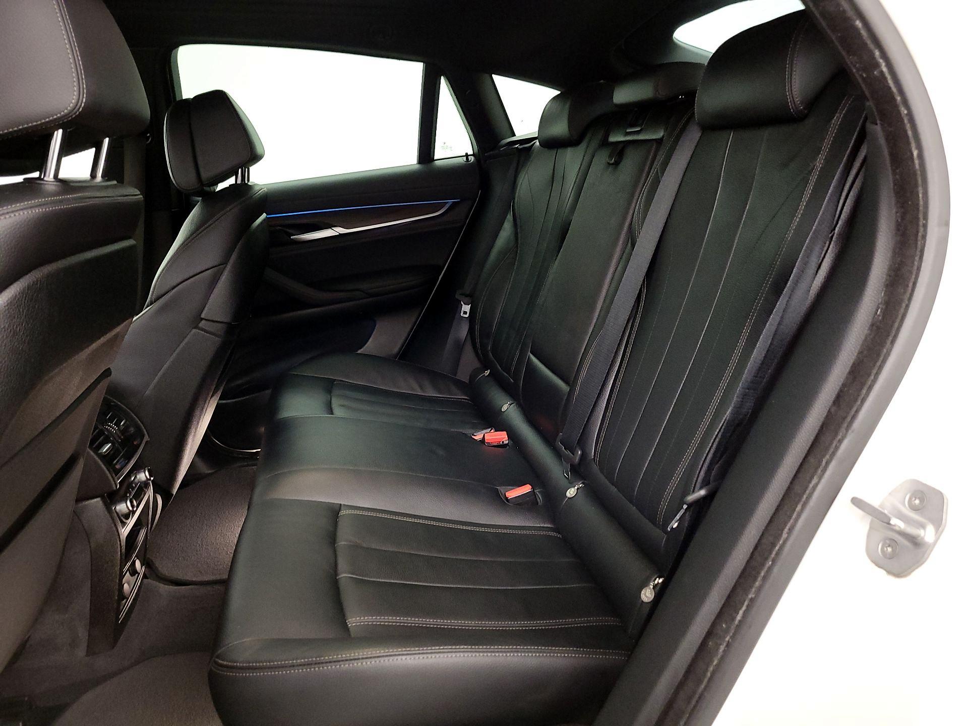 Thumbnail: 2018 BMW X6 - 18