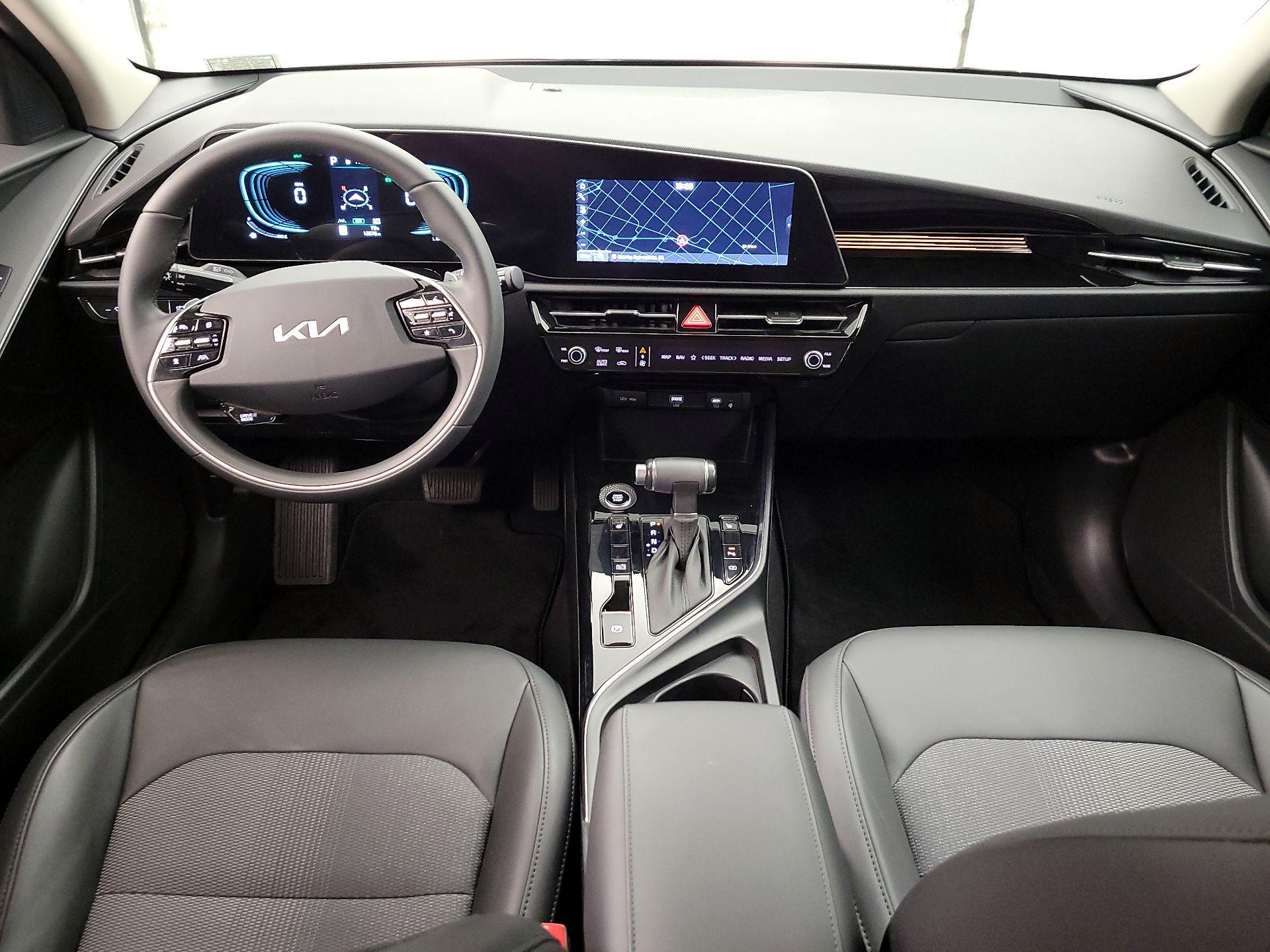 Thumbnail: 2025 Kia Niro - 9