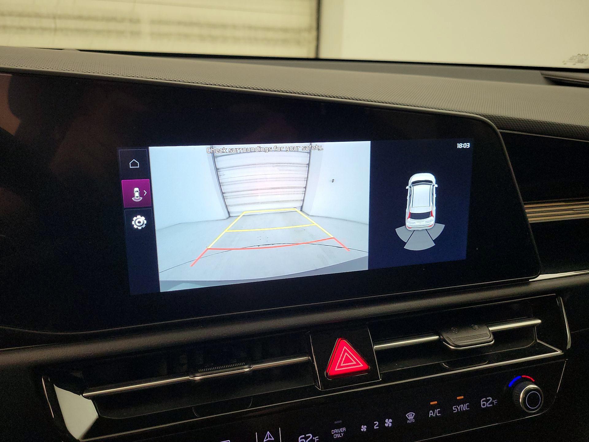 Thumbnail: 2025 Kia Niro - 15