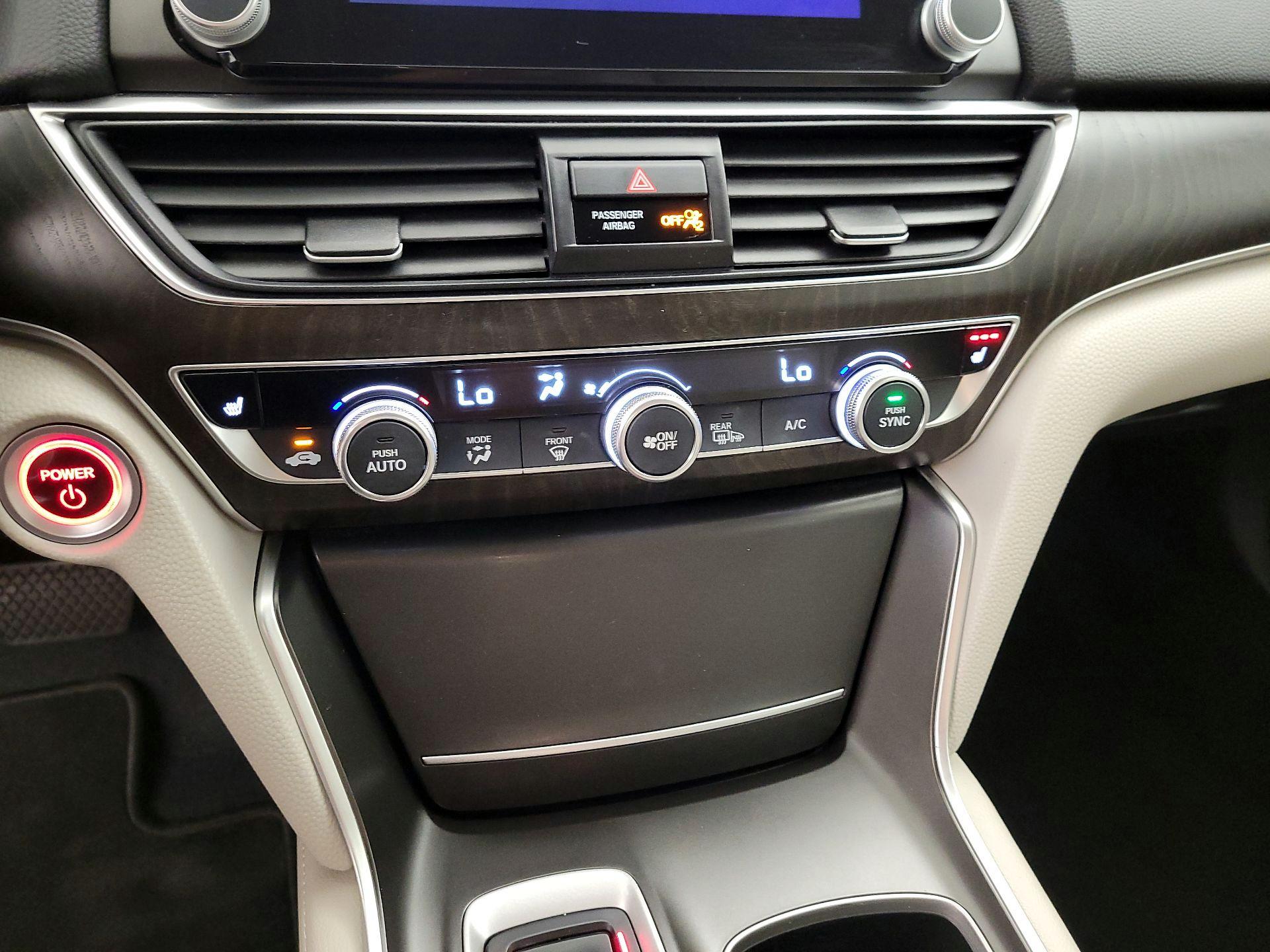 Thumbnail: 2019 Honda Accord - 16