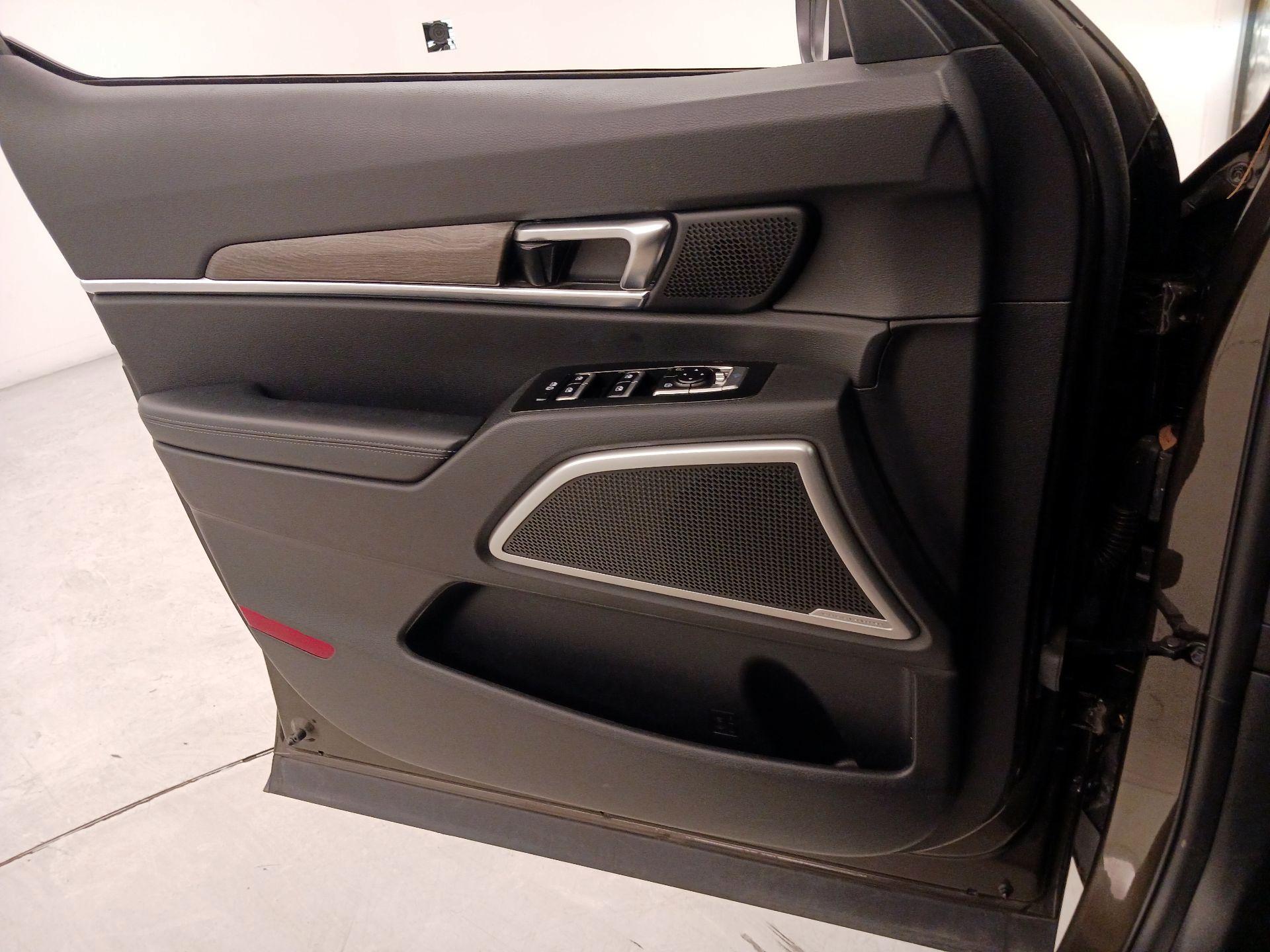 Thumbnail: 2021 Kia Telluride - 12