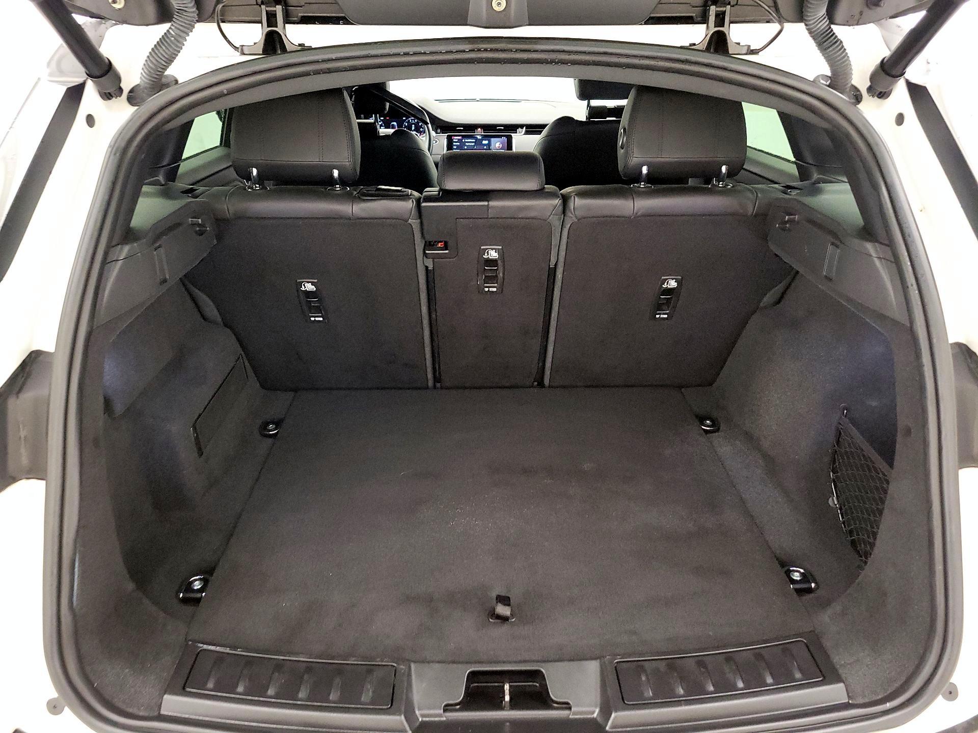 Thumbnail: 2020 Land Rover Range Rover Evoque - 18