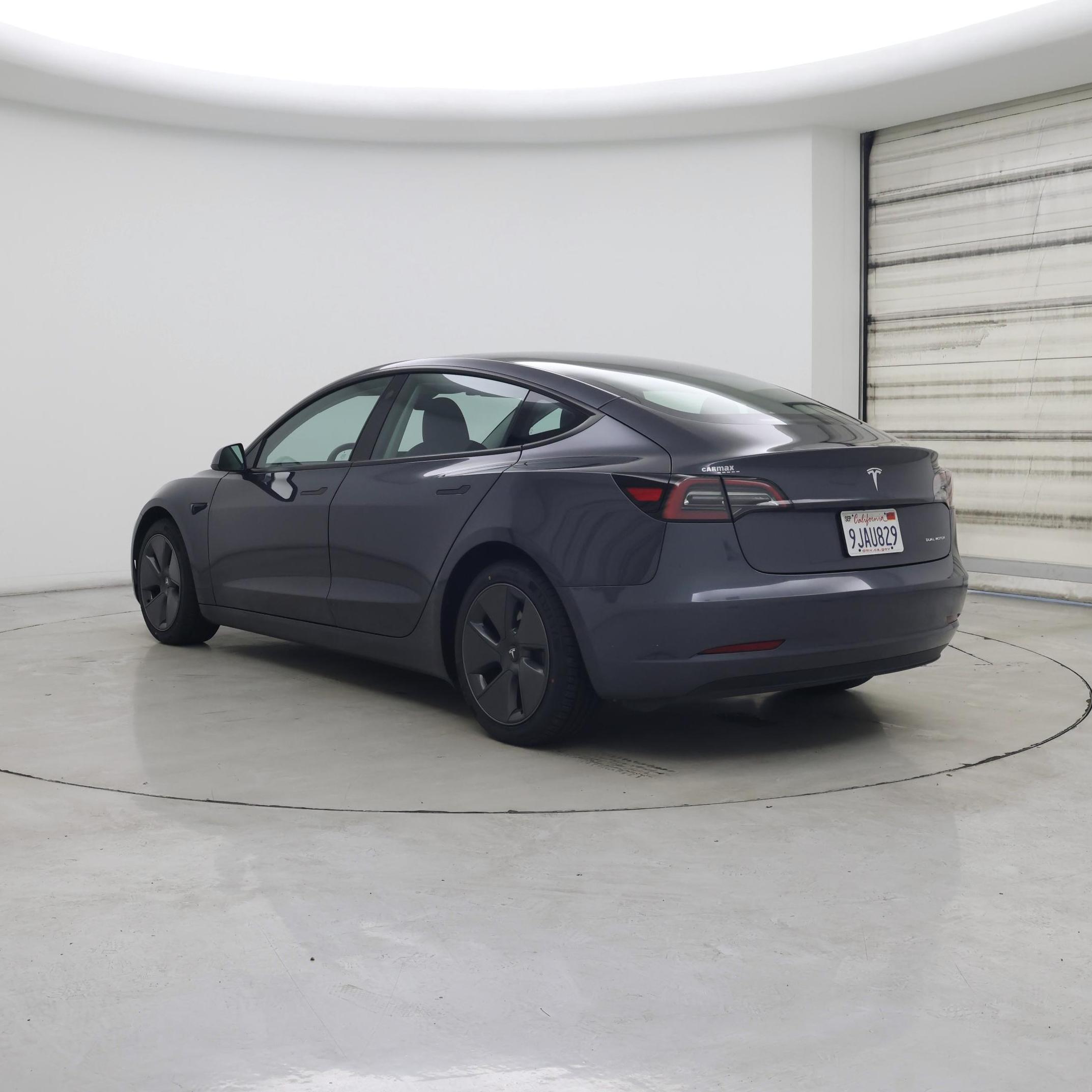 Thumbnail: 2023 Tesla Model 3 - 2