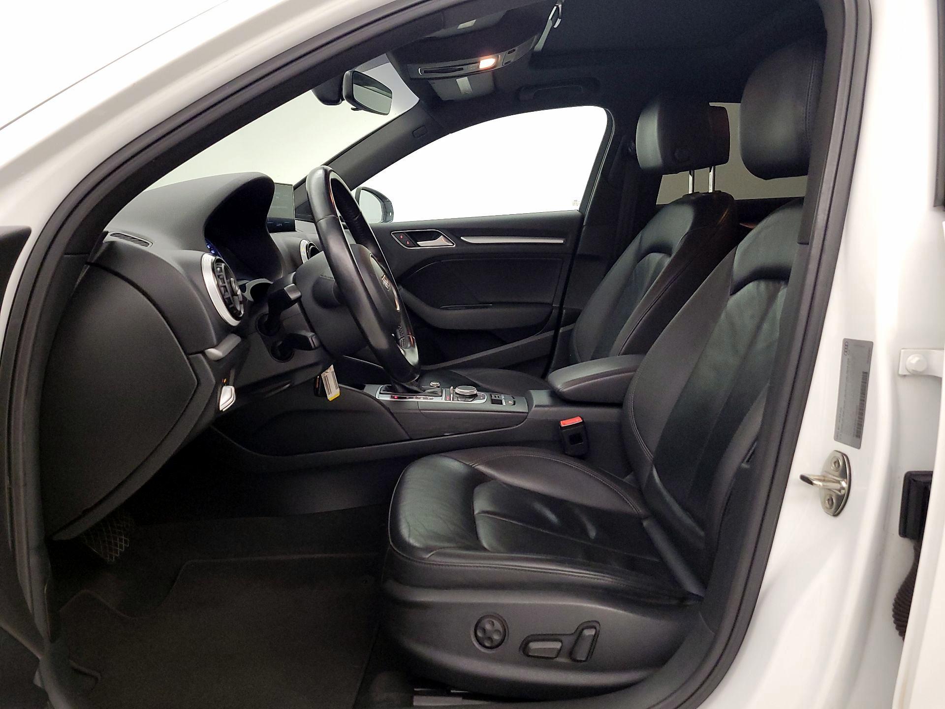 Thumbnail: 2016 Audi A3 - 11