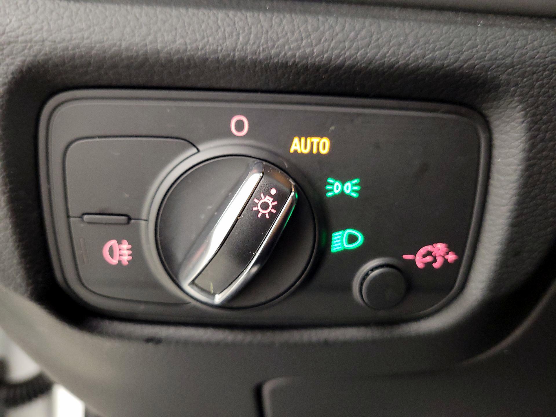 Thumbnail: 2016 Audi A3 - 13