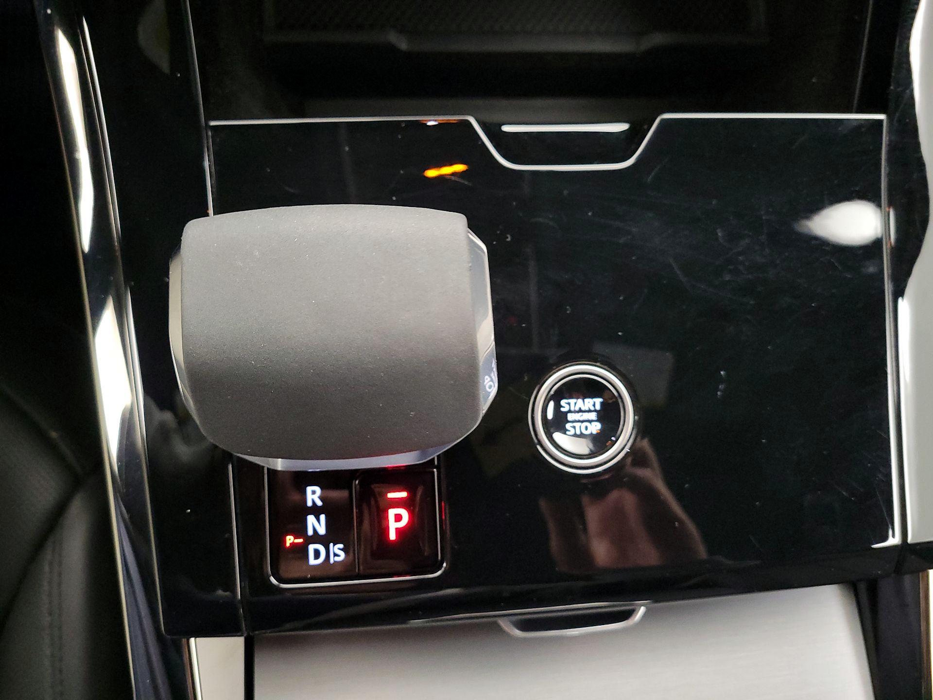 Thumbnail: 2024 Land Rover Range Rover Sport - 18