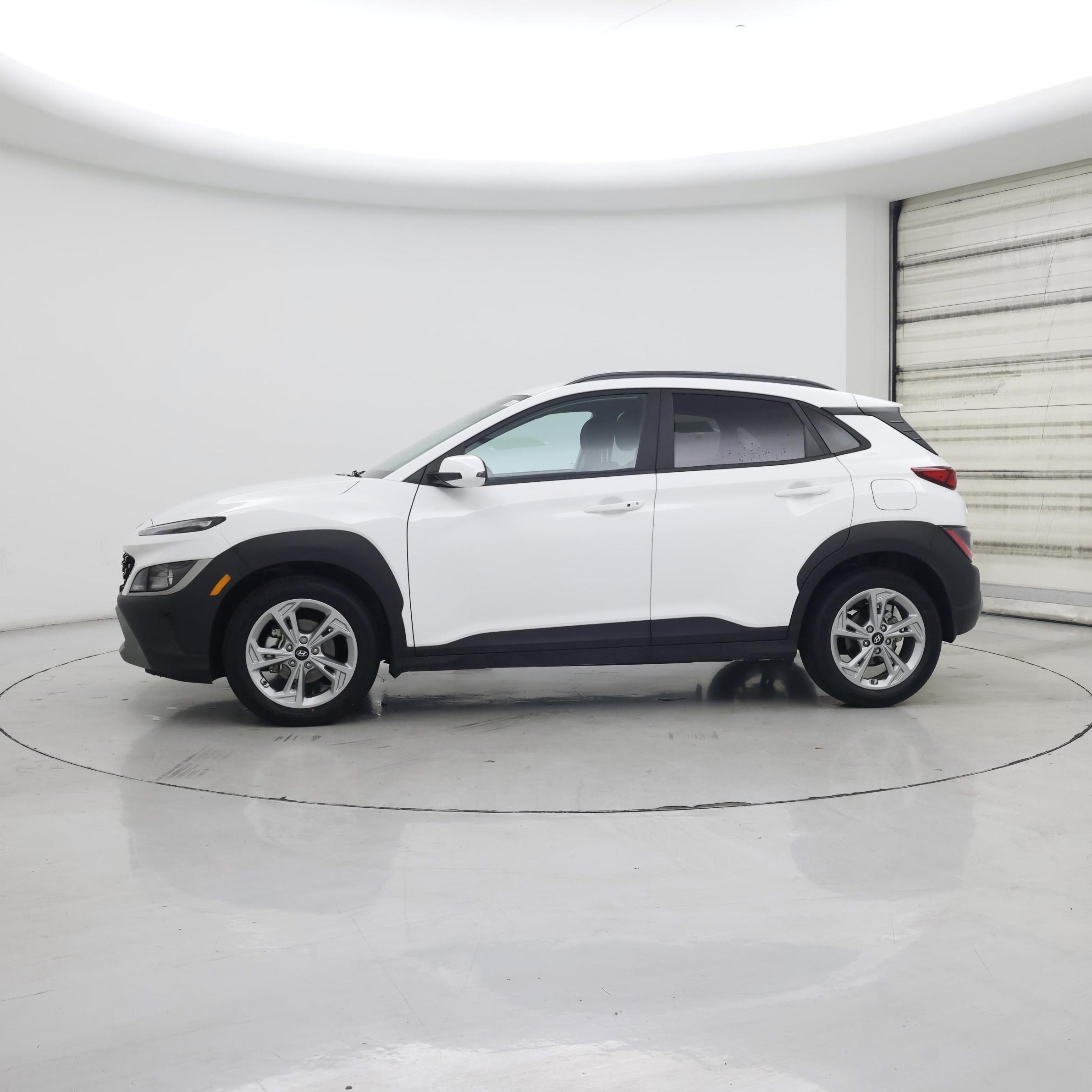 Thumbnail: 2023 Hyundai Kona - 3