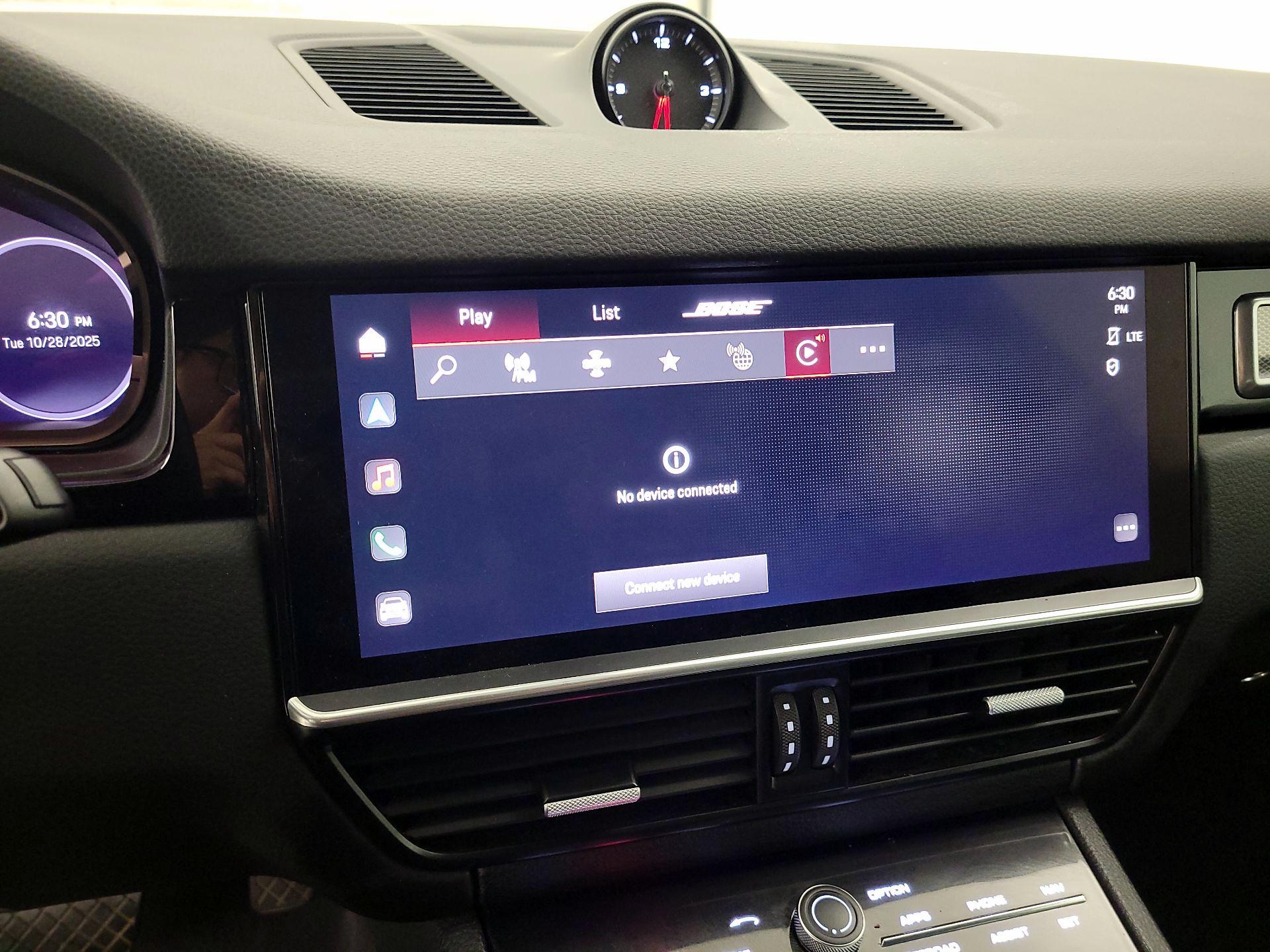 Thumbnail: 2023 Porsche Cayenne - 16